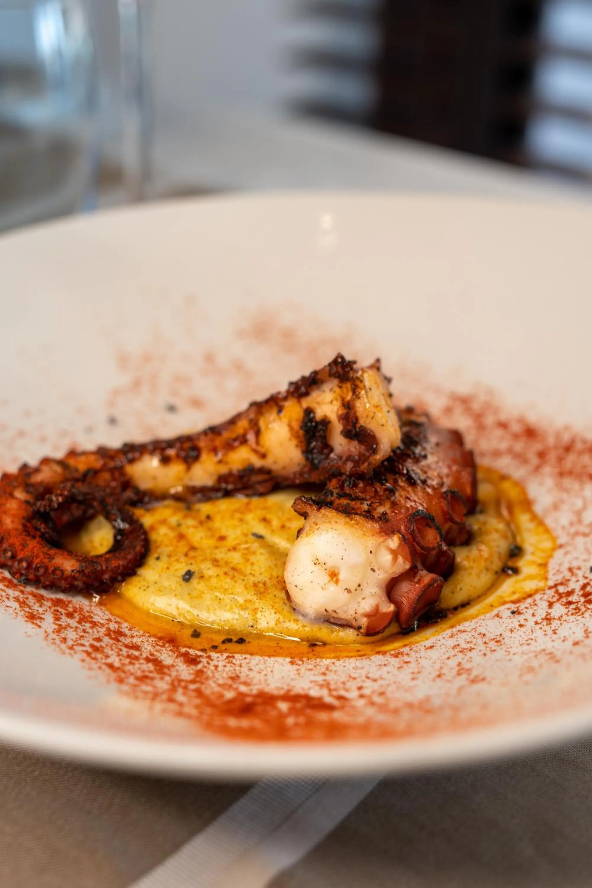 Restaurant/places to eat in Hotel La Trufa Negra