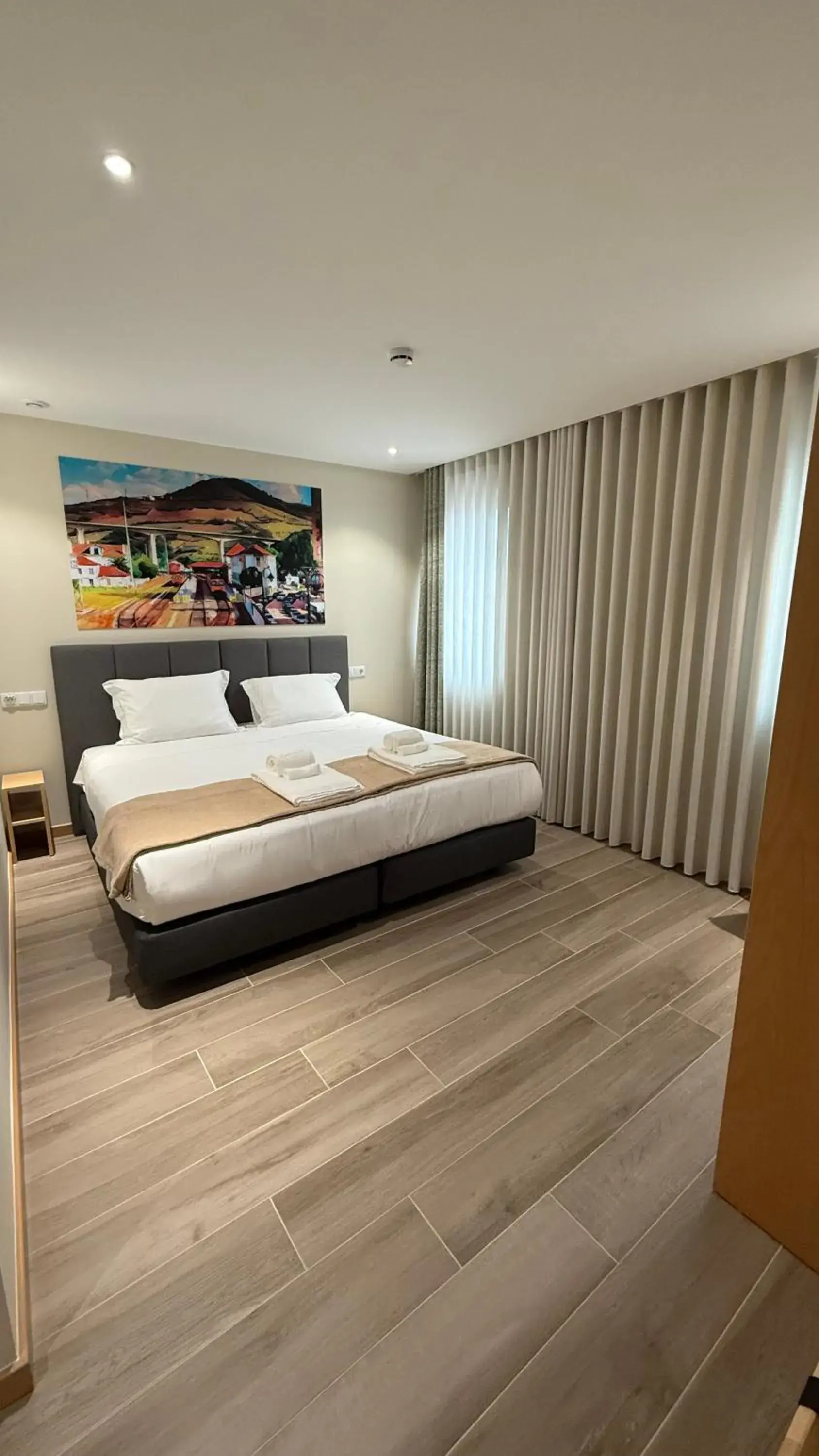 Superior Double or Twin Room in Oporto Station Hostel & Rooms Superior Double or Twin Room in Oporto Station Hostel & Rooms