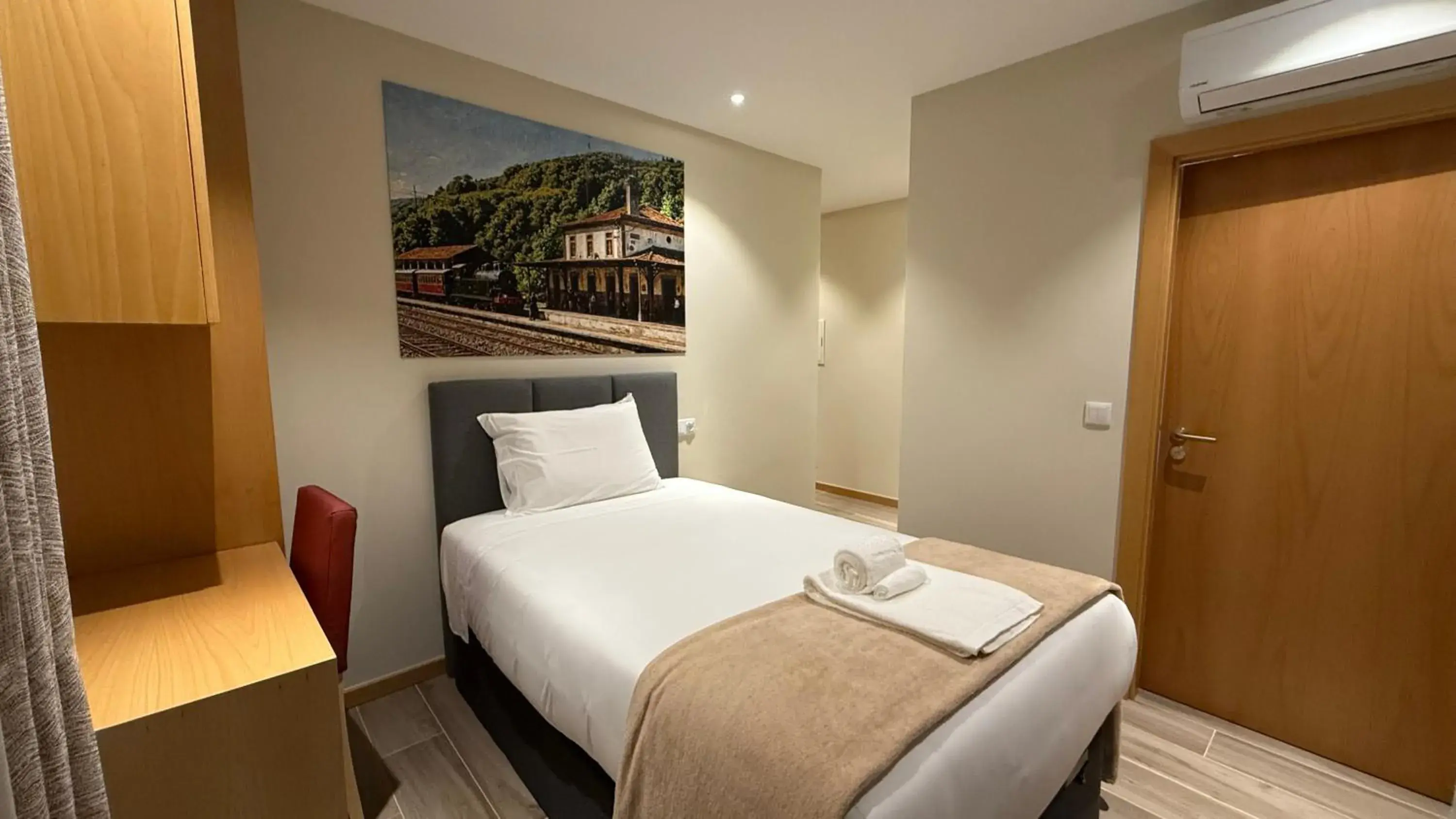 Single Room in Oporto Station Hostel & Rooms Single Room in Oporto Station Hostel & Rooms