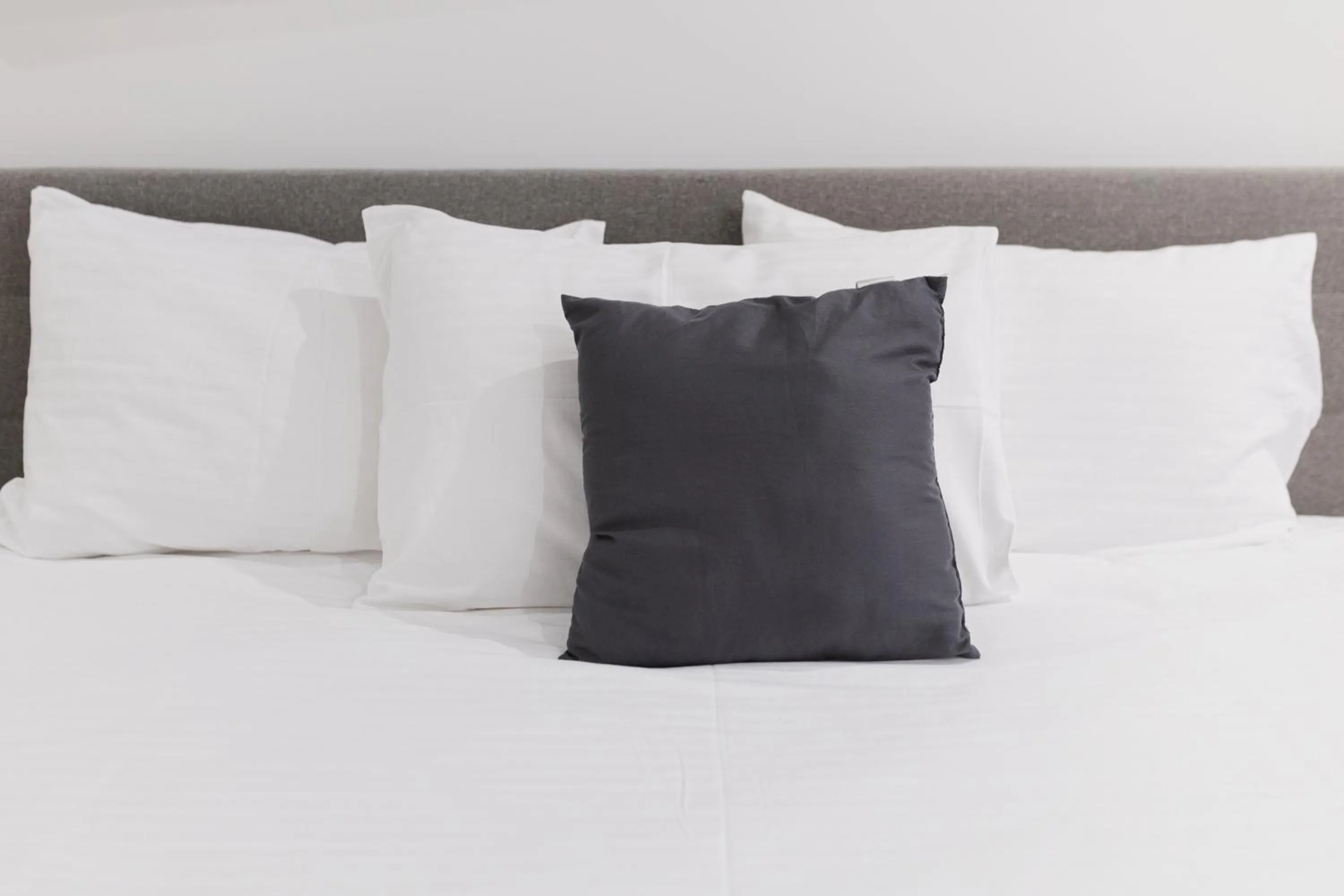 Decorative detail, Bed in Fera