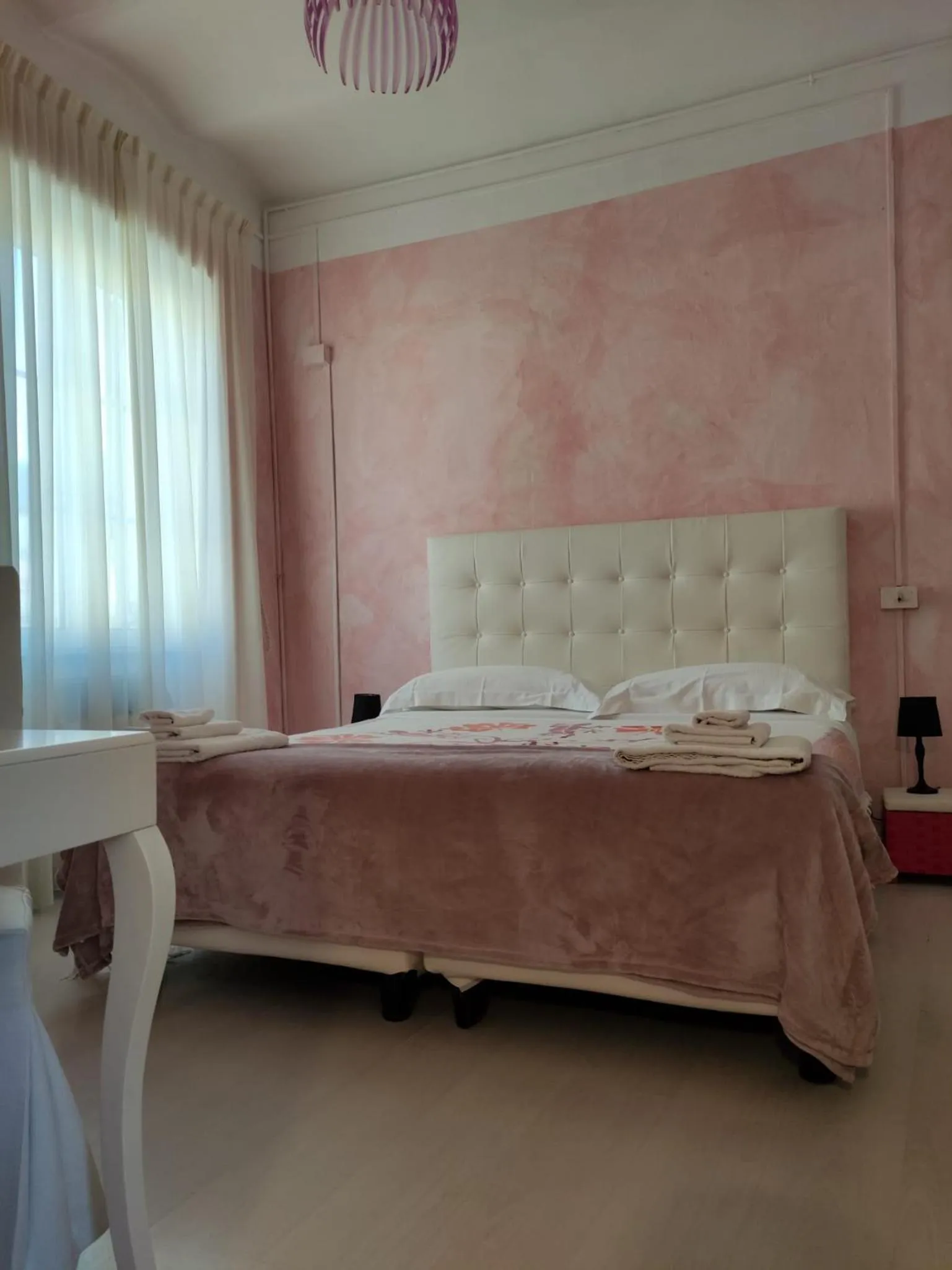 Bedroom in Hotel Glicine