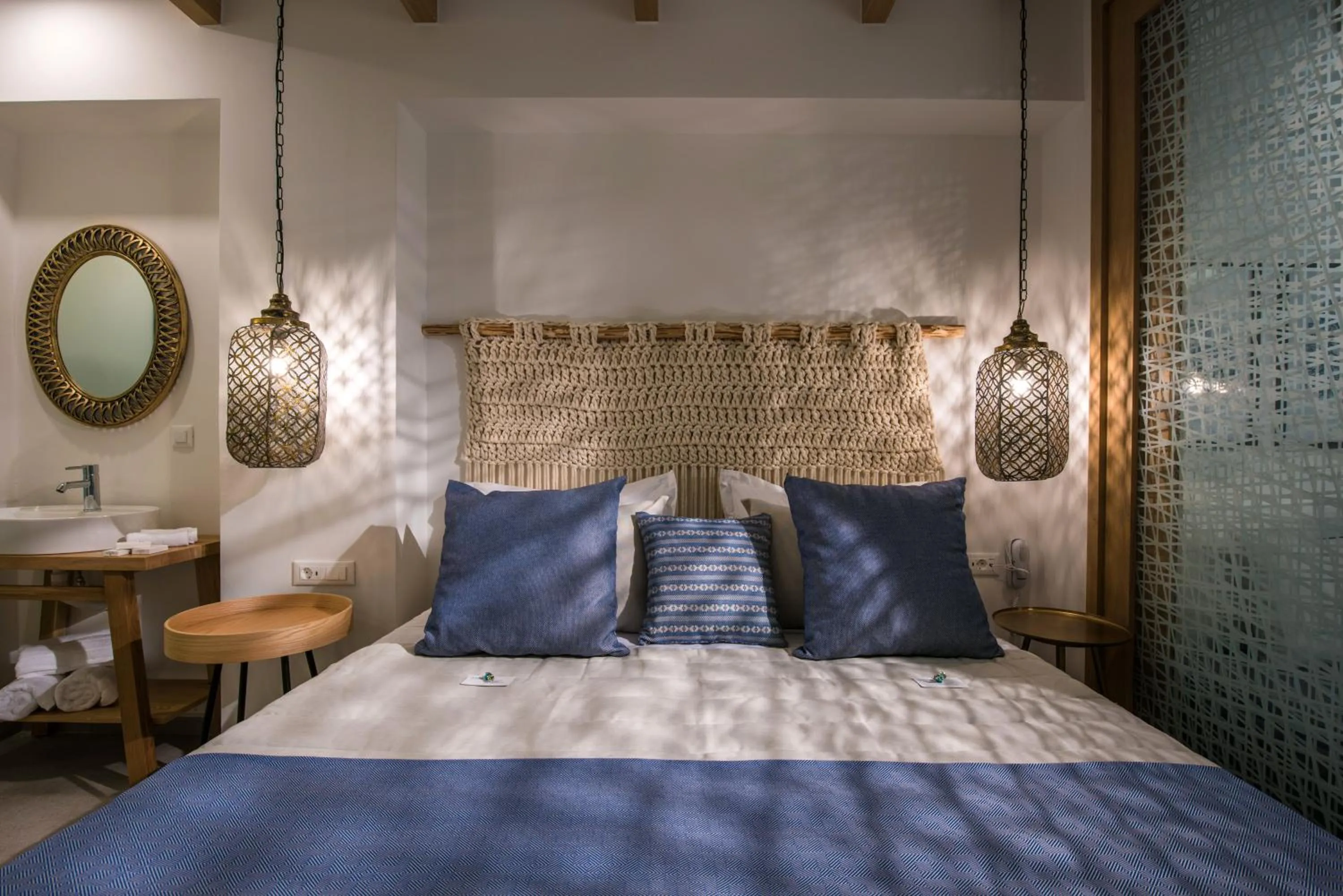 Bed in Omiros Boutique Hotel (Adults Only)