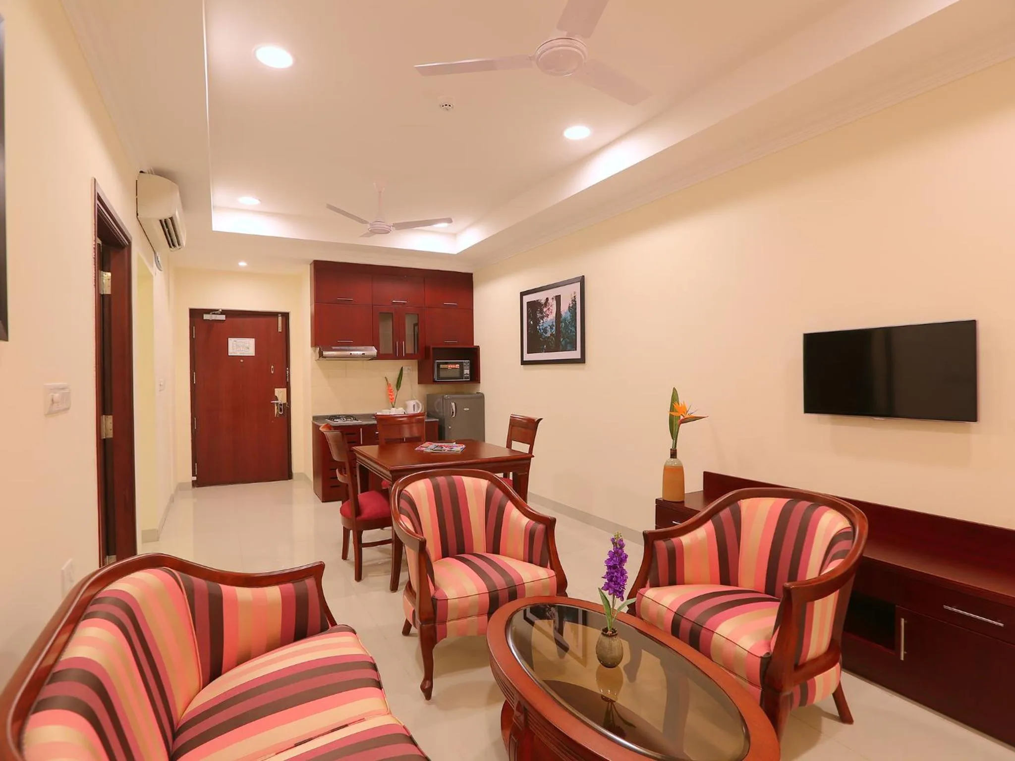 Living room in Lilac Hotel 3rd Block