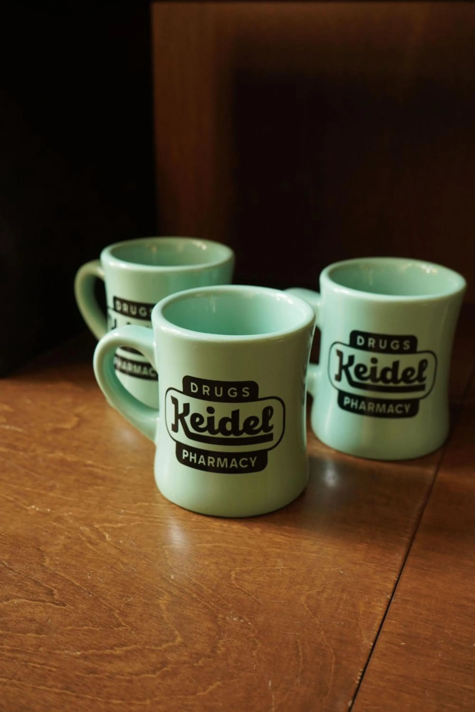 Restaurant/places to eat in Albert Hotel