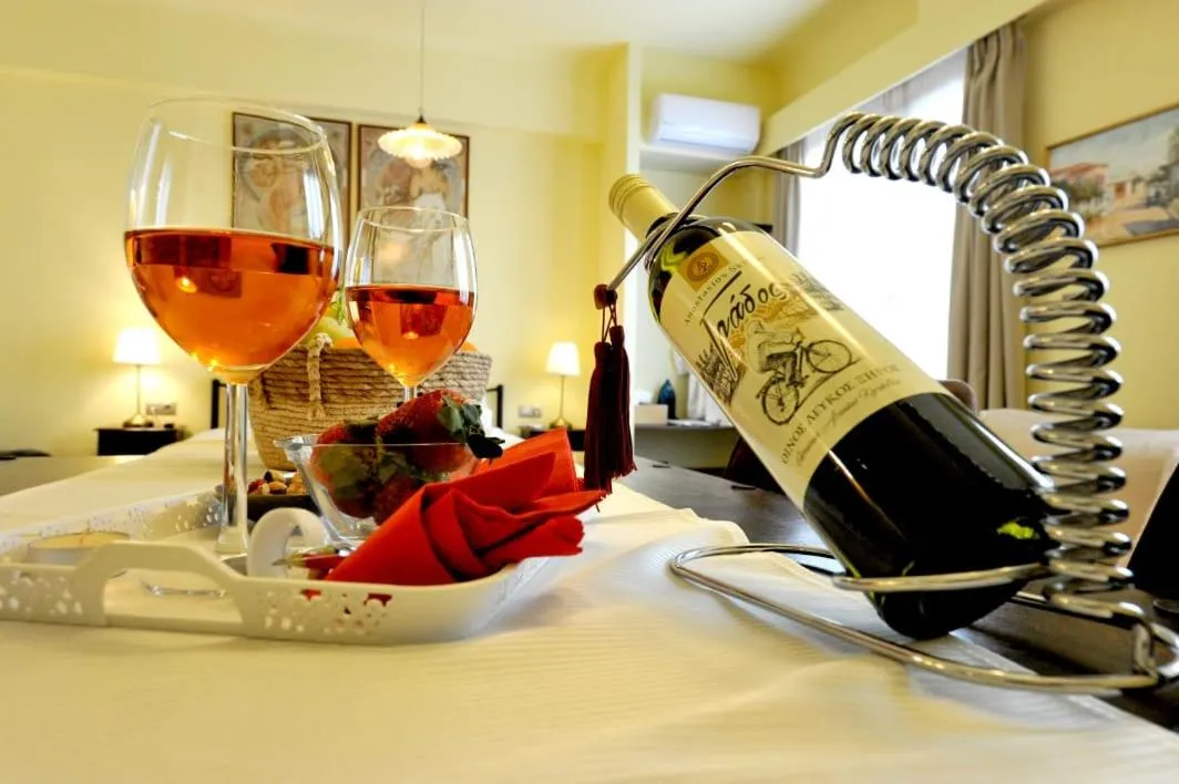 Food and drinks in My Athens House