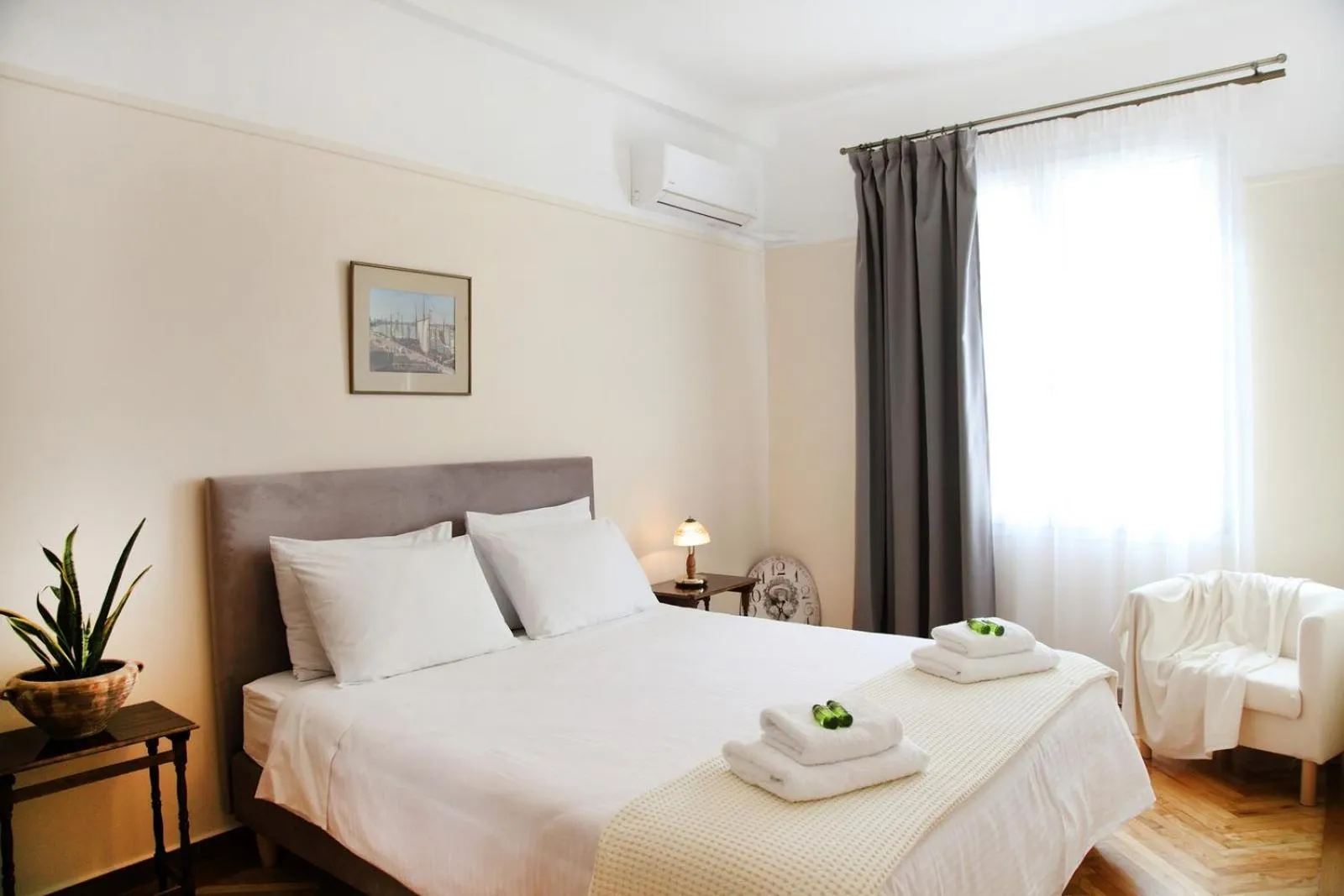 Penthouse Apartment in My Athens House