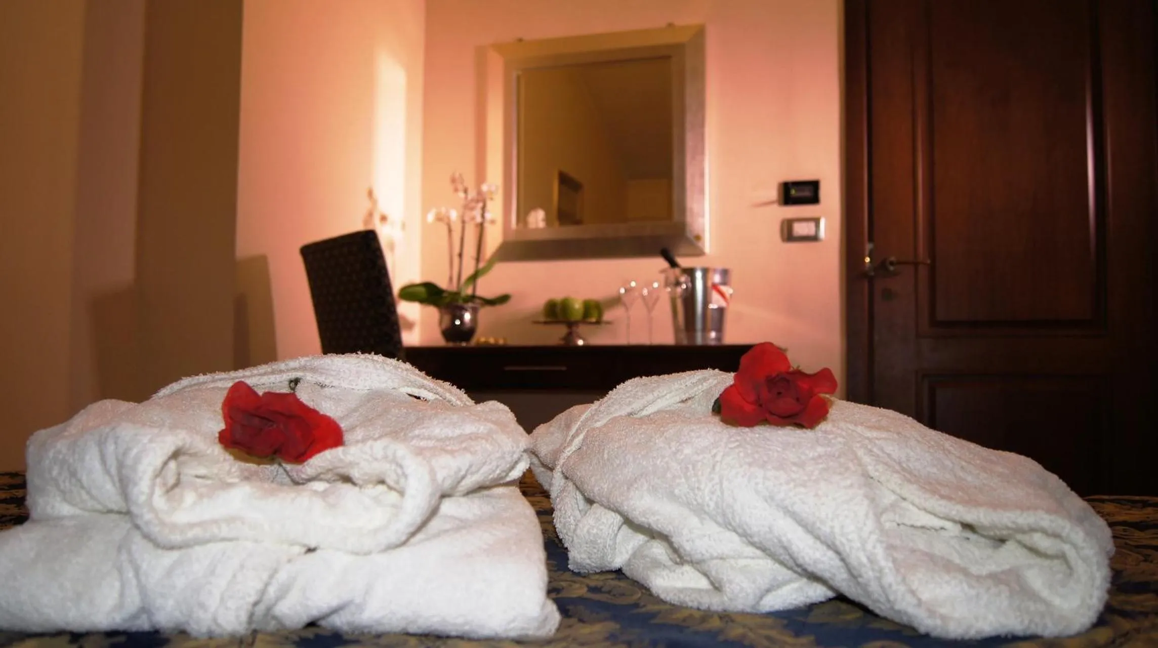 Decorative detail, Bed in Hotel e trattoria San Giorgio