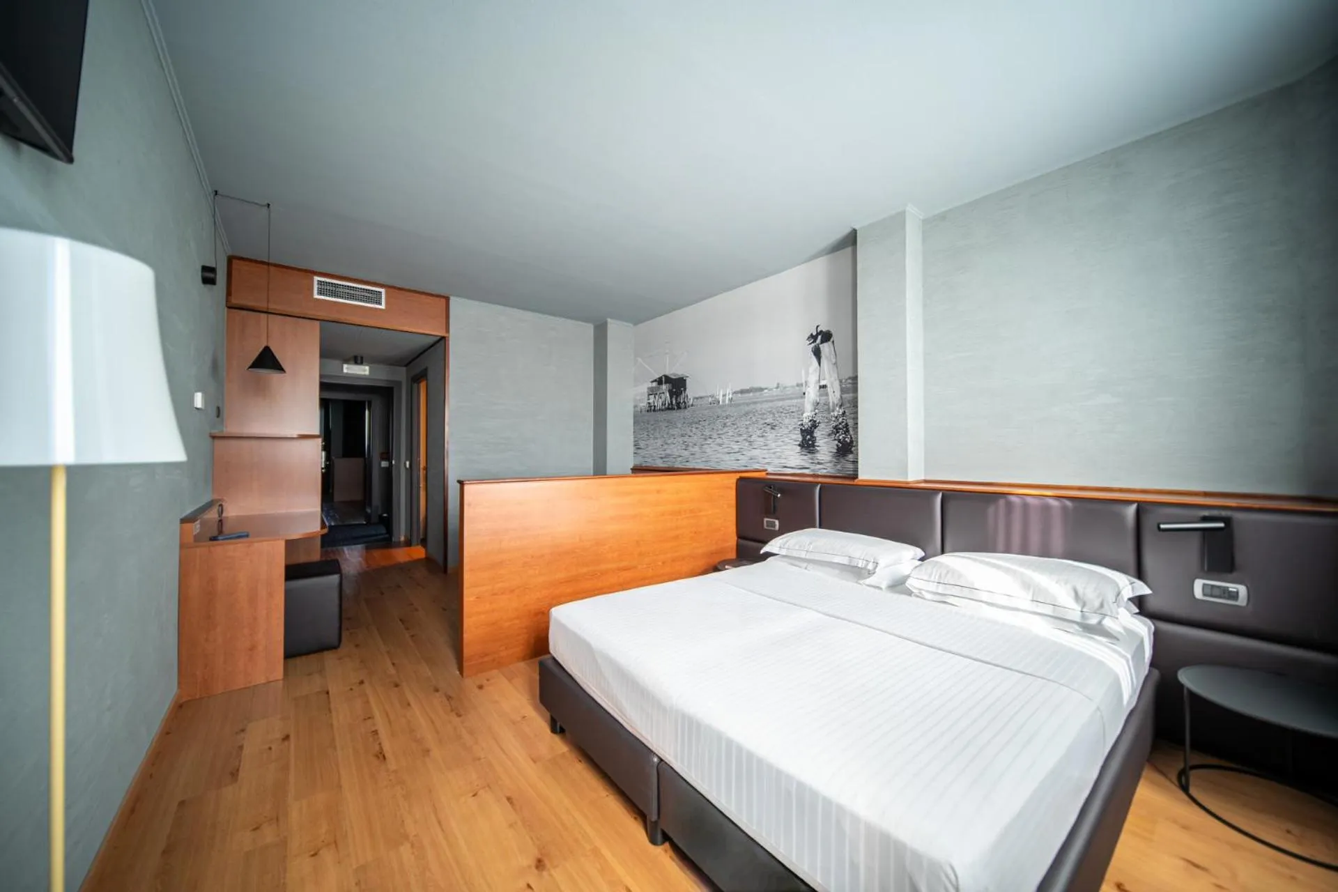 Bedroom, Bed in Point Hotel