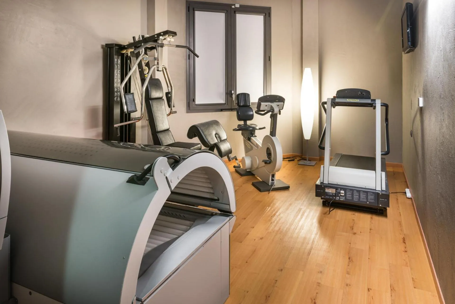 Fitness centre/facilities in Point Hotel