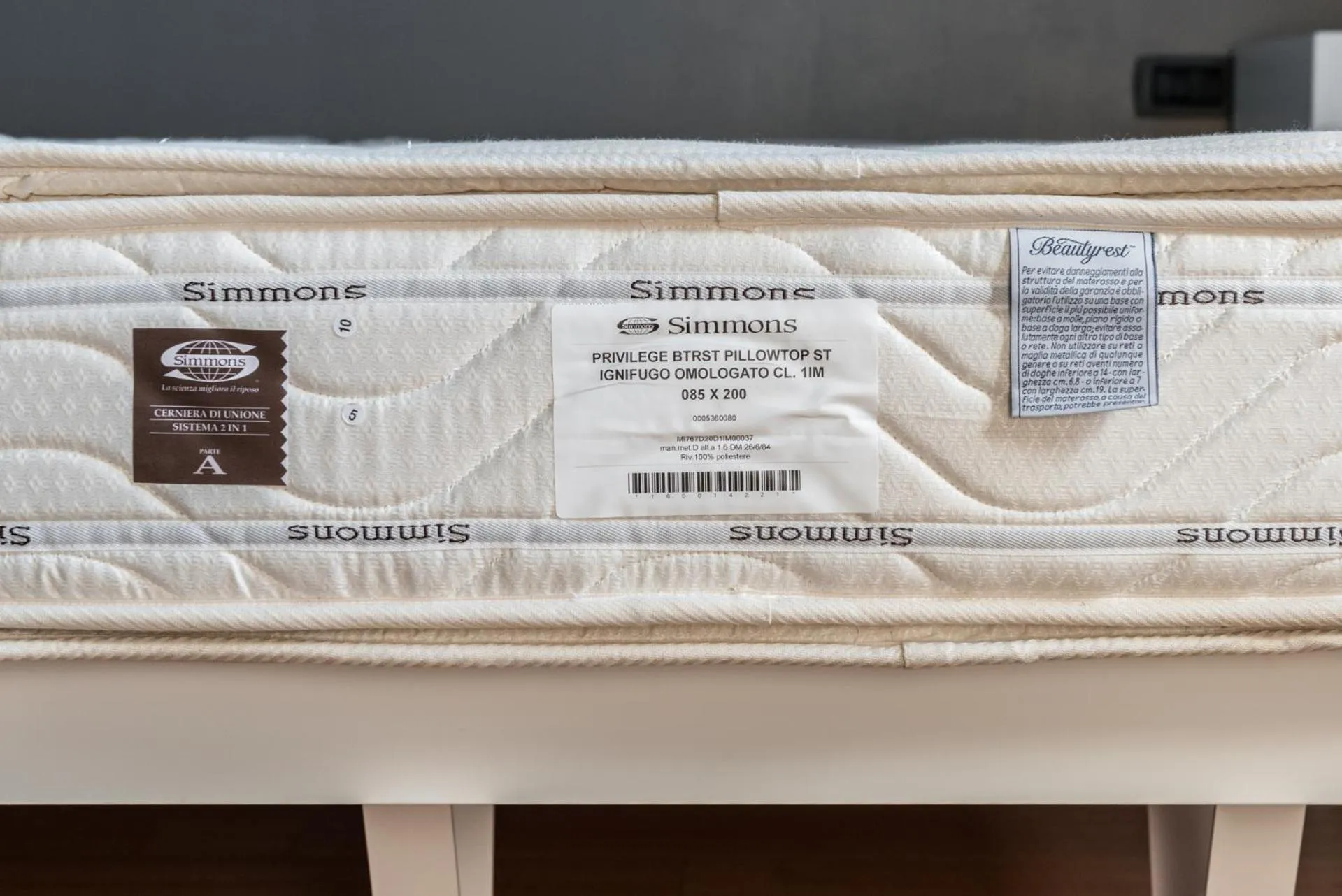 Bedroom in Point Hotel