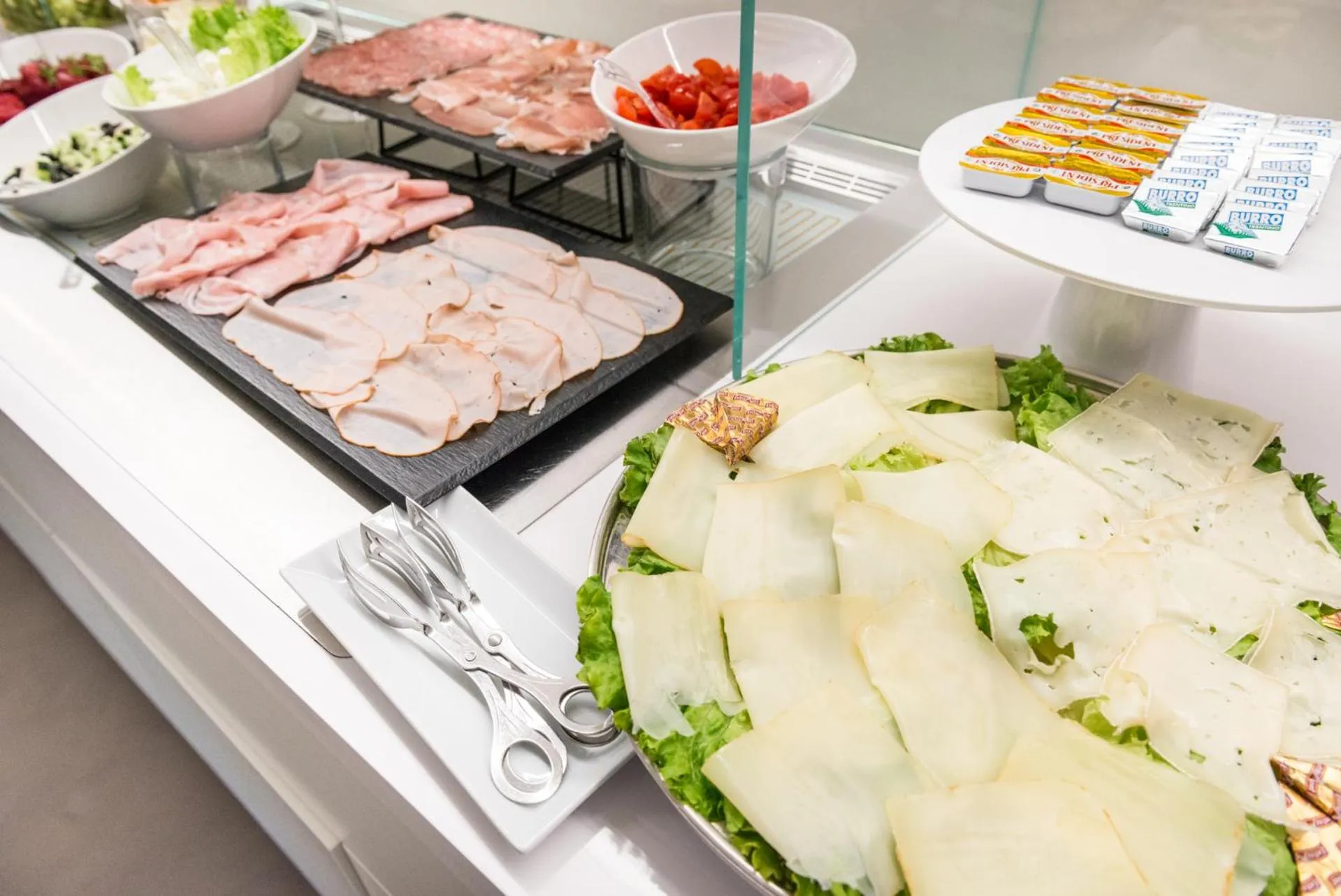 Buffet breakfast in Point Hotel