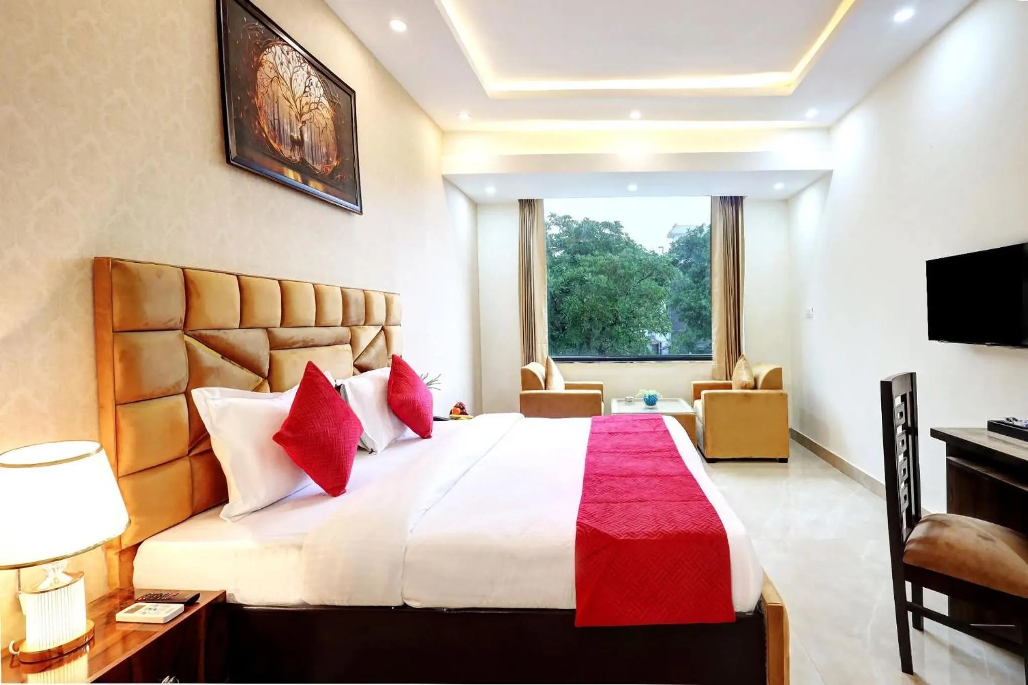 Bedroom in Hotel Golden Era-Near Shopprix Mall