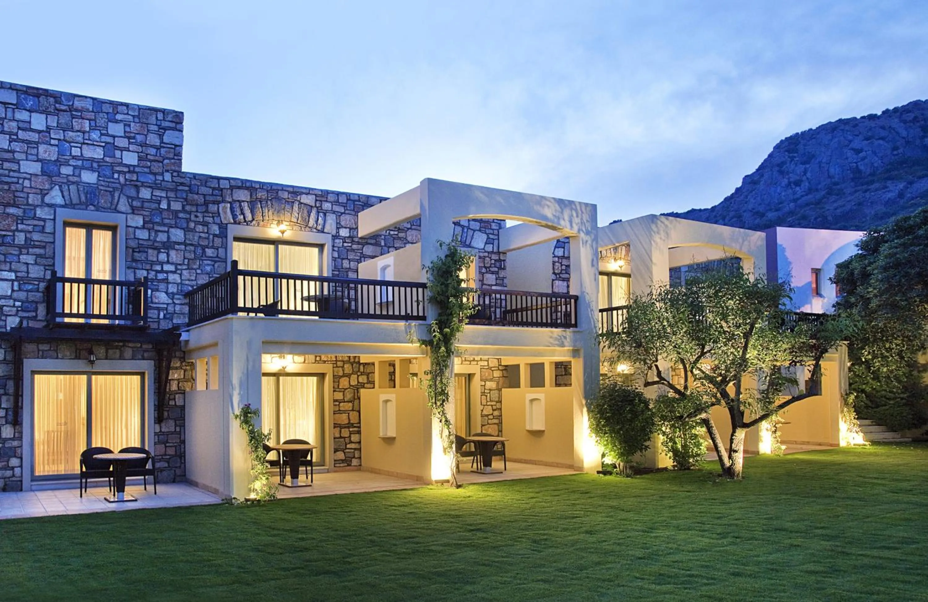 Property building in Divan Bodrum Palmira