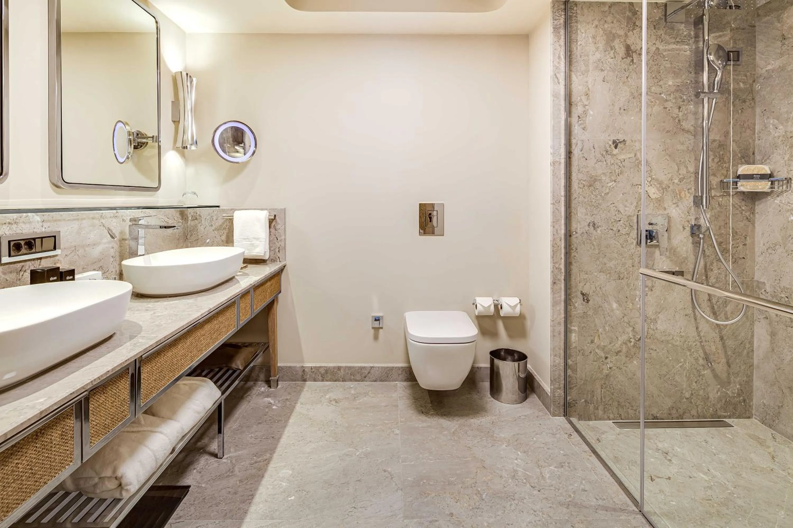 Toilet in Divan Bodrum Palmira