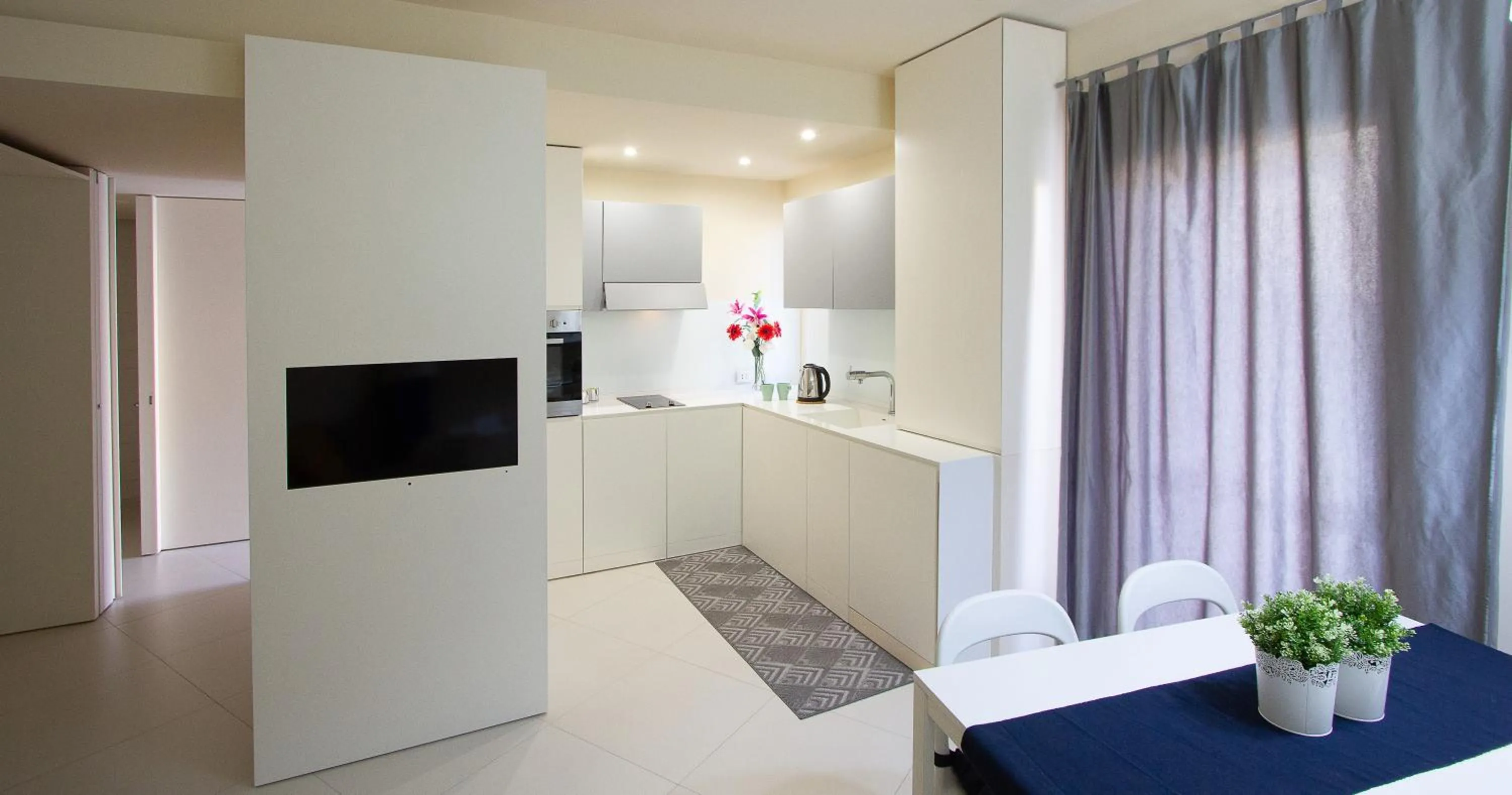 TV and multimedia in Stesicoro Exclusive House