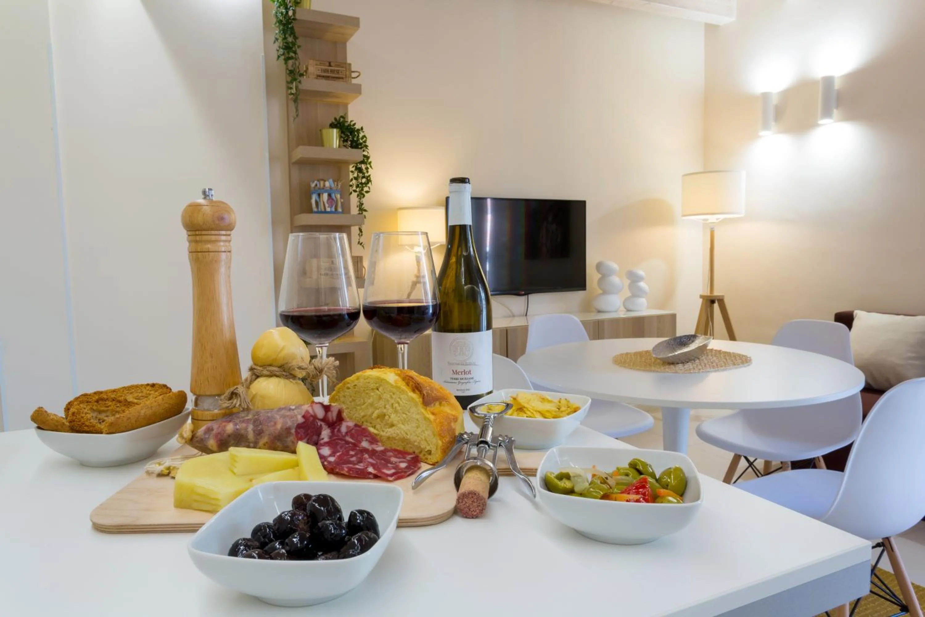 TV and multimedia in Stesicoro Exclusive House