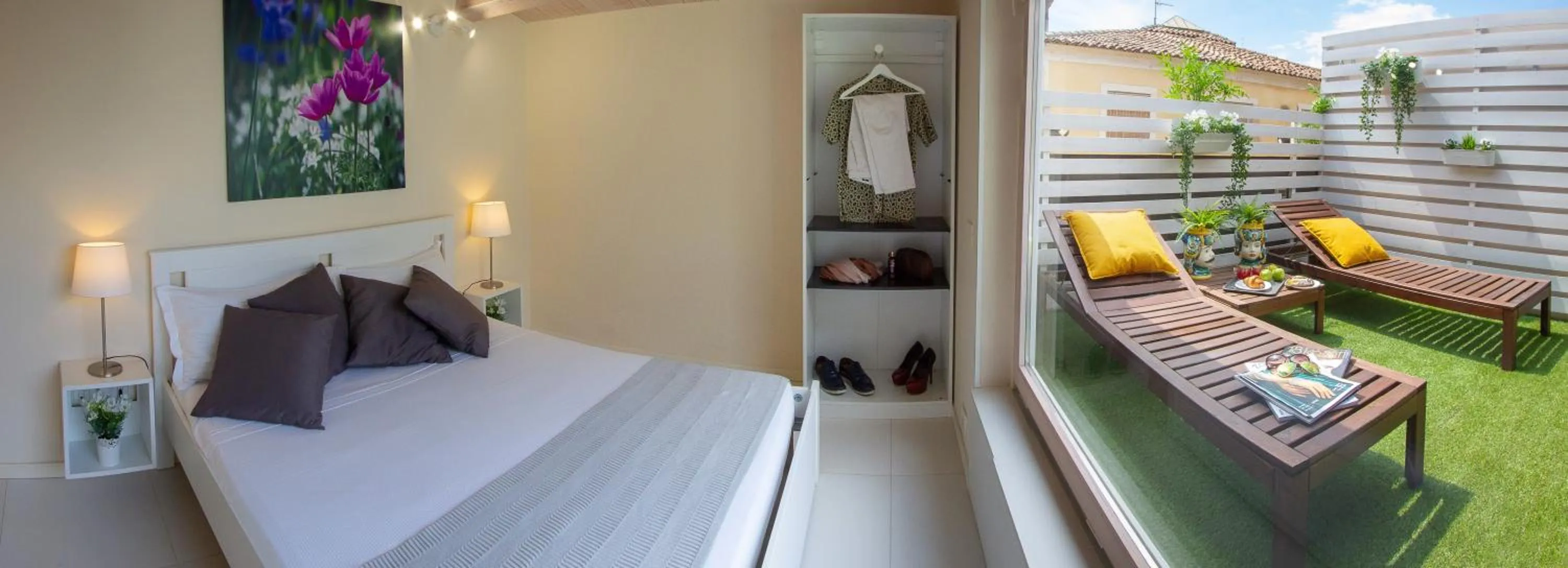 Balcony/Terrace, Bed in Stesicoro Exclusive House