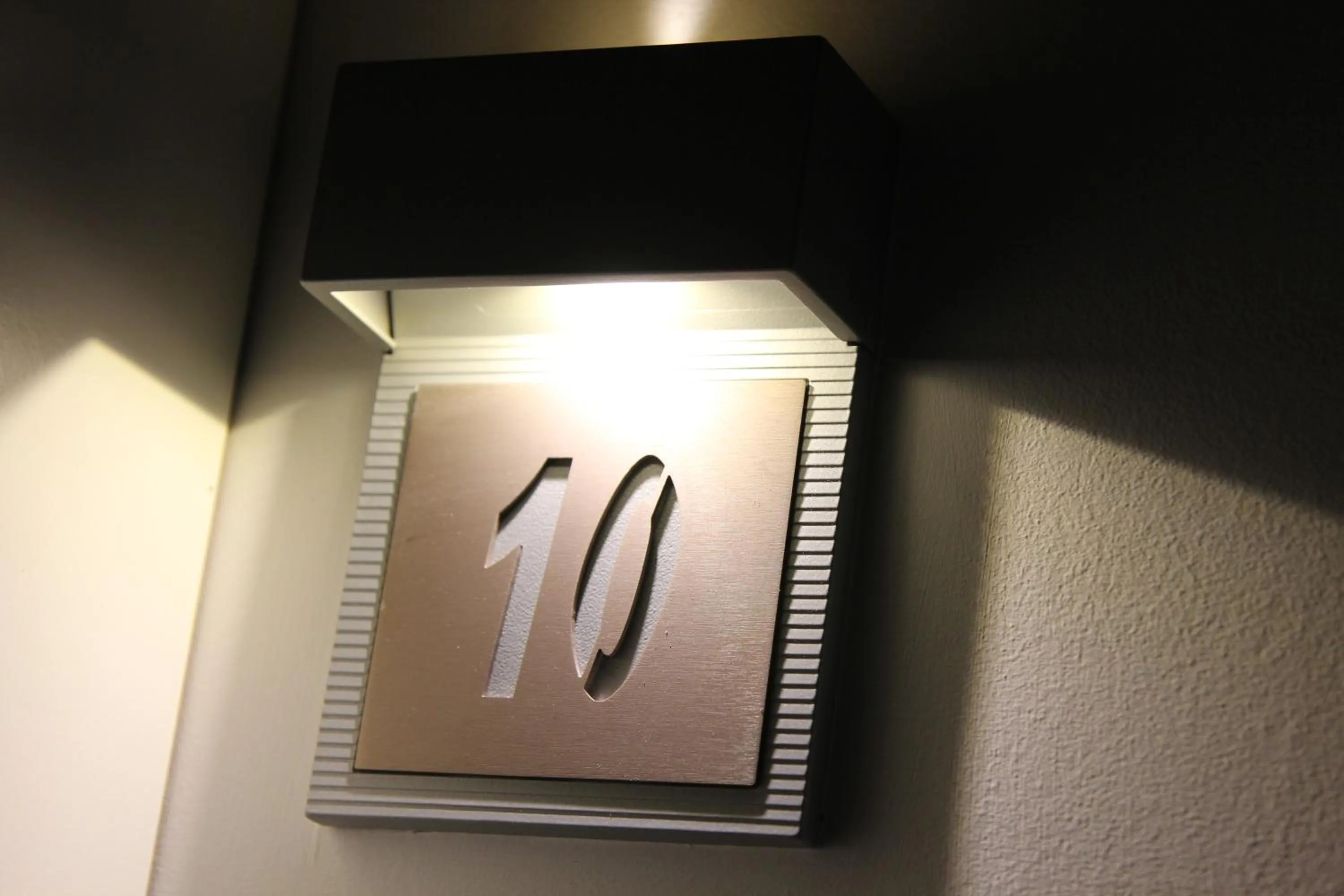 Logo/Certificate/Sign in Stesicoro Exclusive House