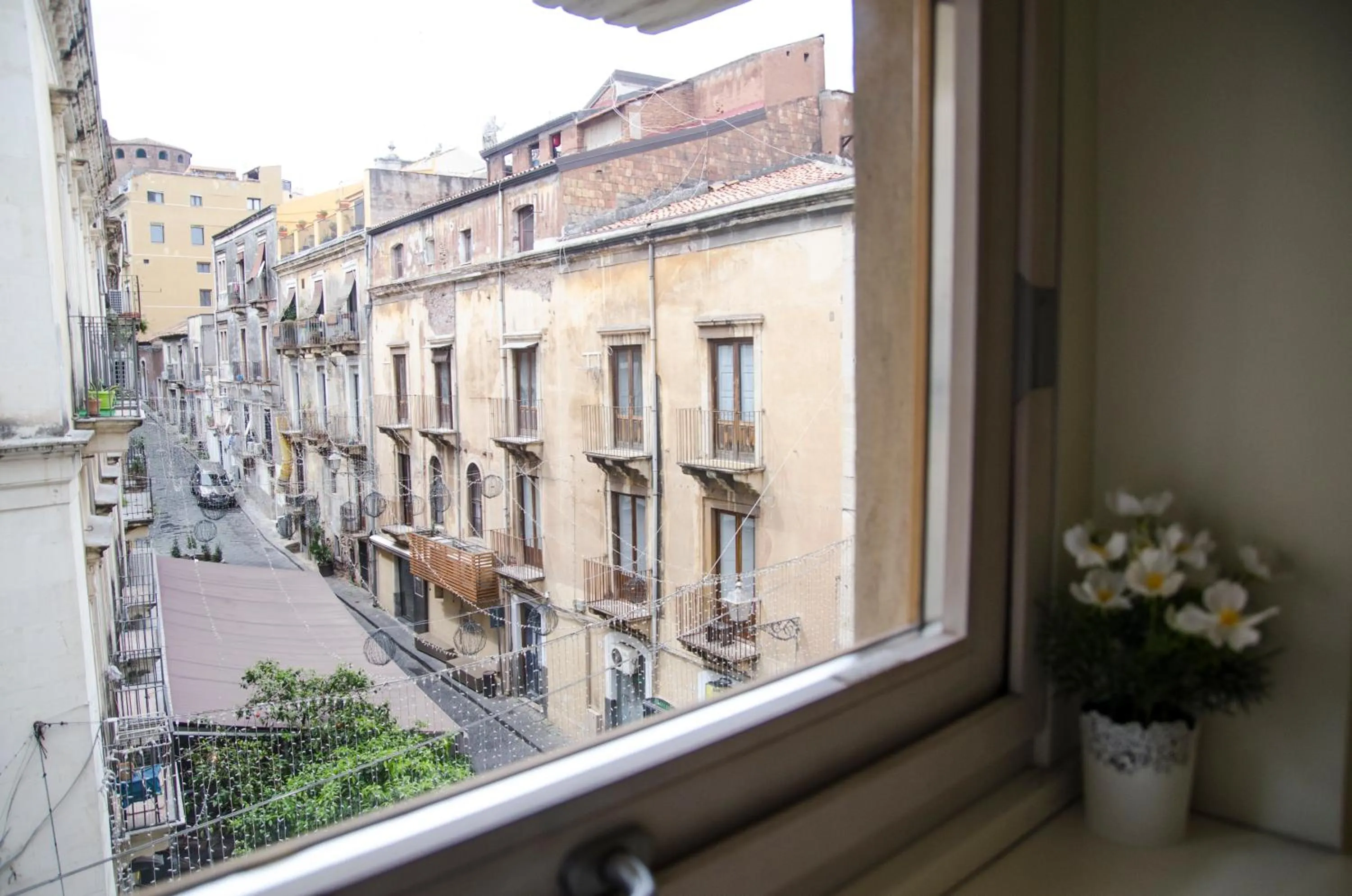 Neighbourhood in Stesicoro Exclusive House