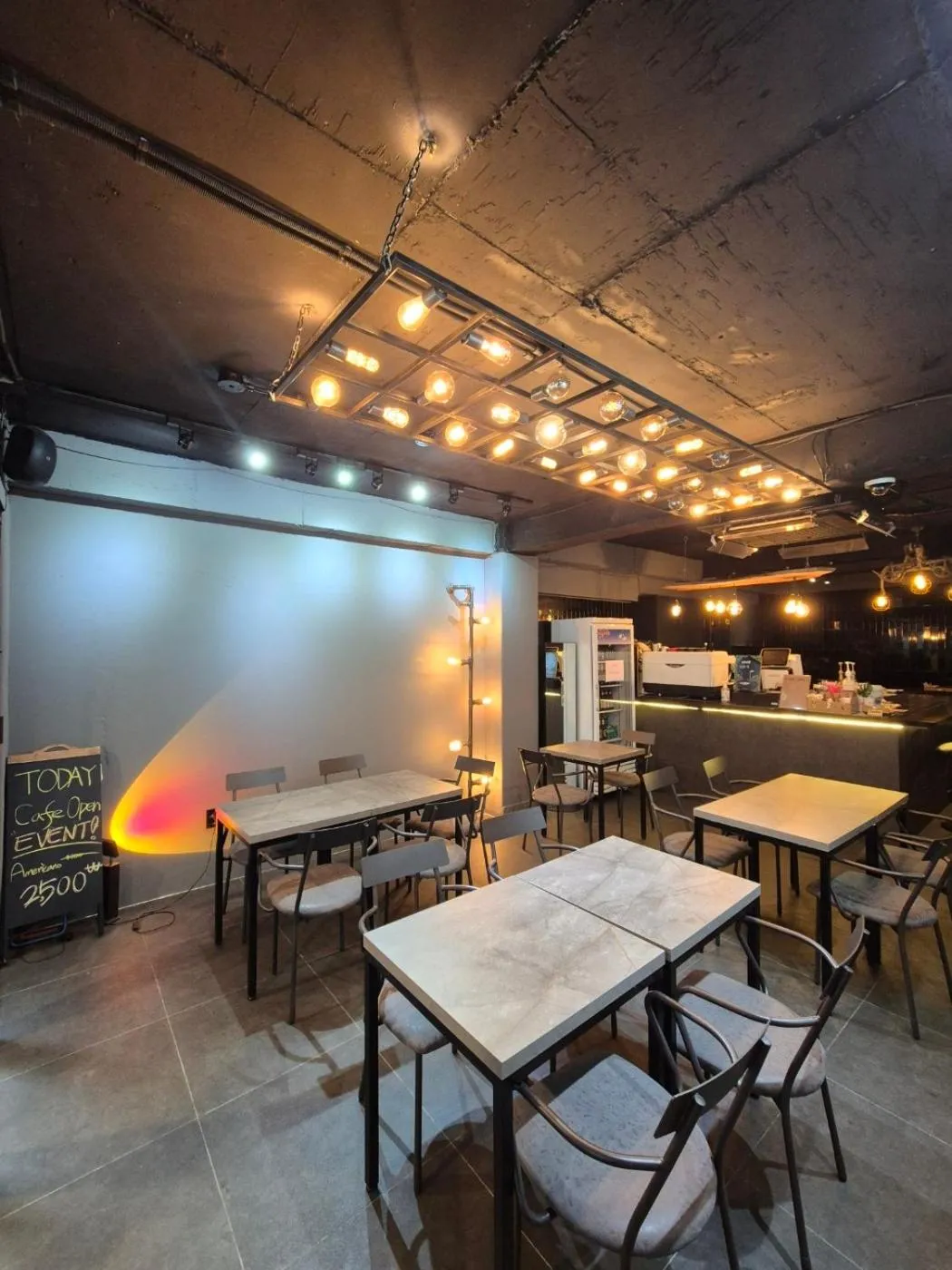 Area and facilities in Cave Myeongdong