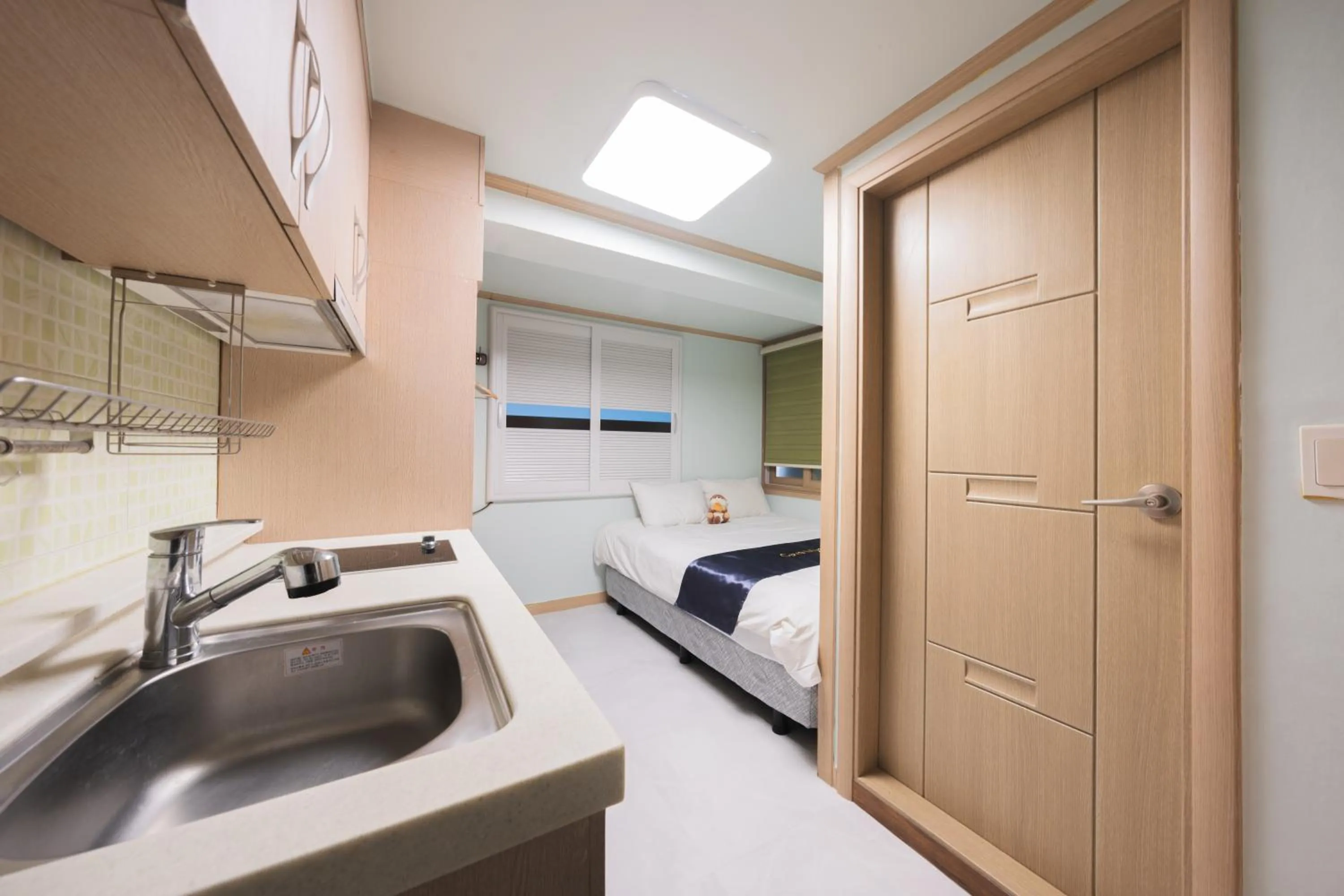 Decorative detail, Bed in Cave Myeongdong