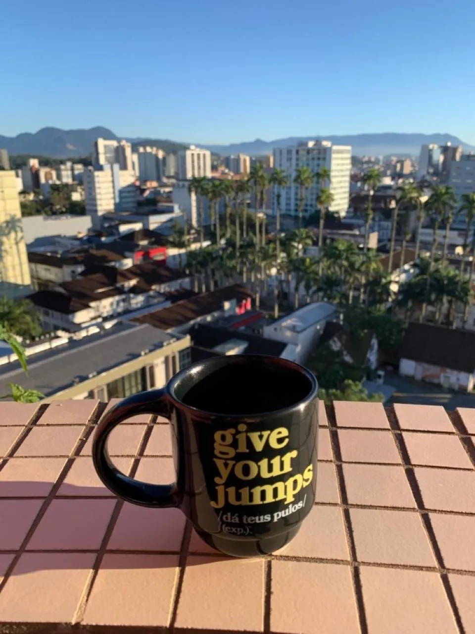 Apê completo bem no centro