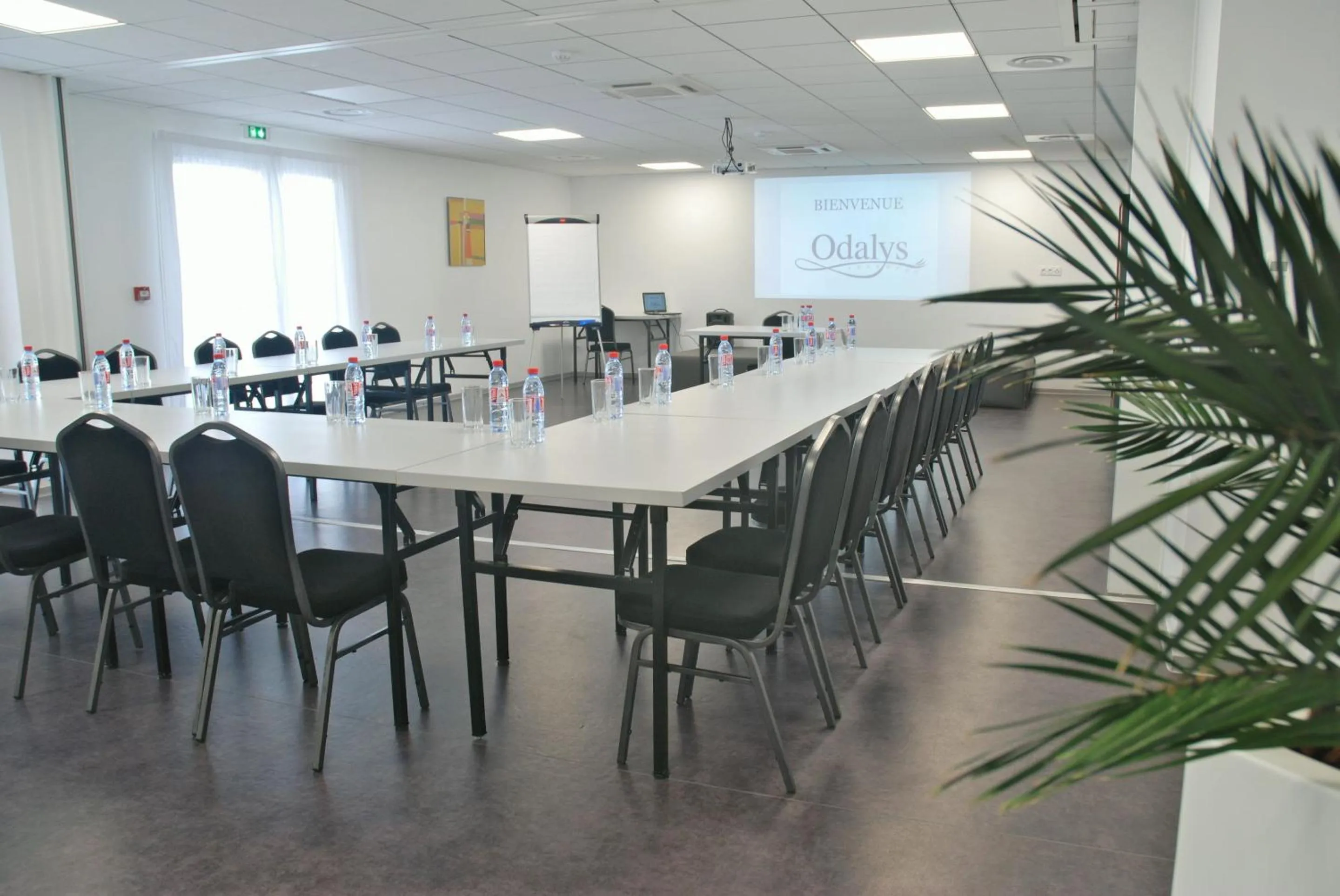 Meeting/conference room in Appart'Hotel Nakâra by Odalys
