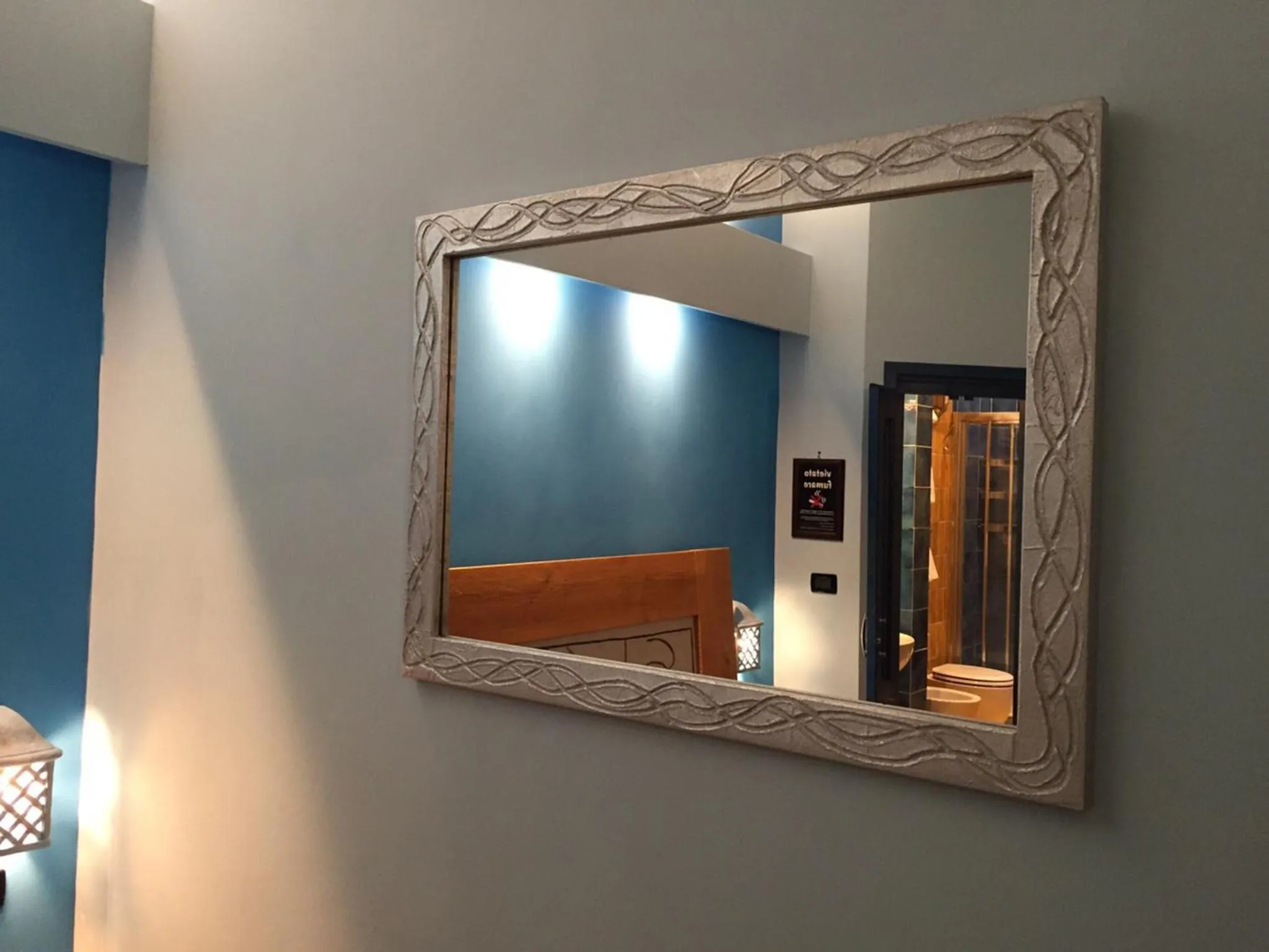 Decorative detail in Locanda dei Poeti Rooms & Apartments