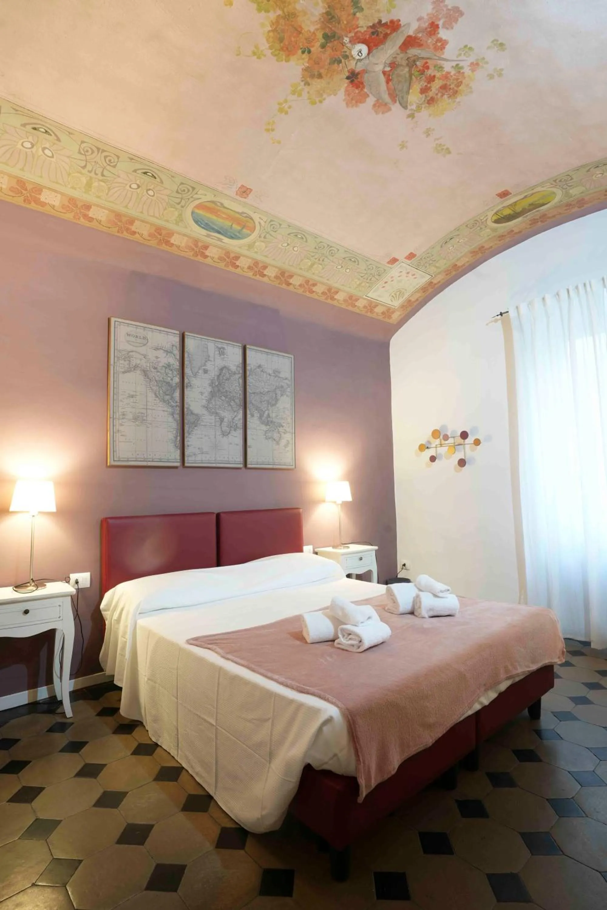 Bed in Locanda dei Poeti Rooms & Apartments