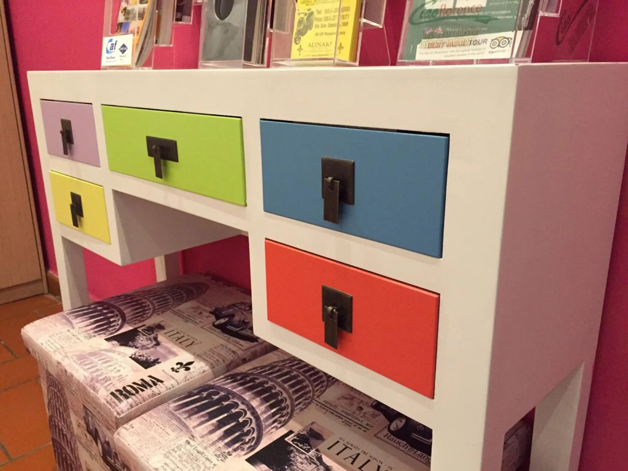 Decorative detail in Locanda dei Poeti Rooms & Apartments