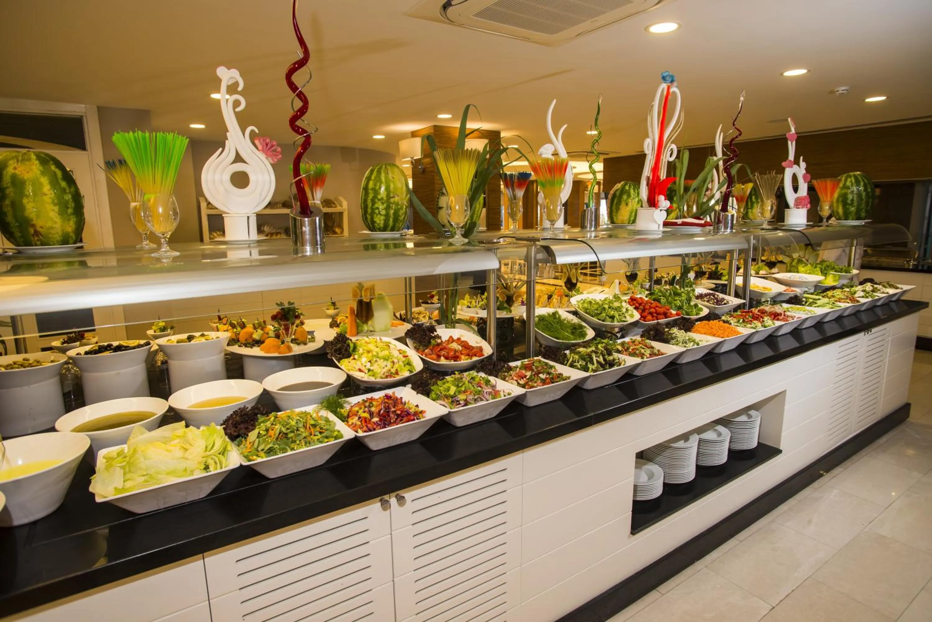 Restaurant/places to eat in Palm World Side Resort & Spa