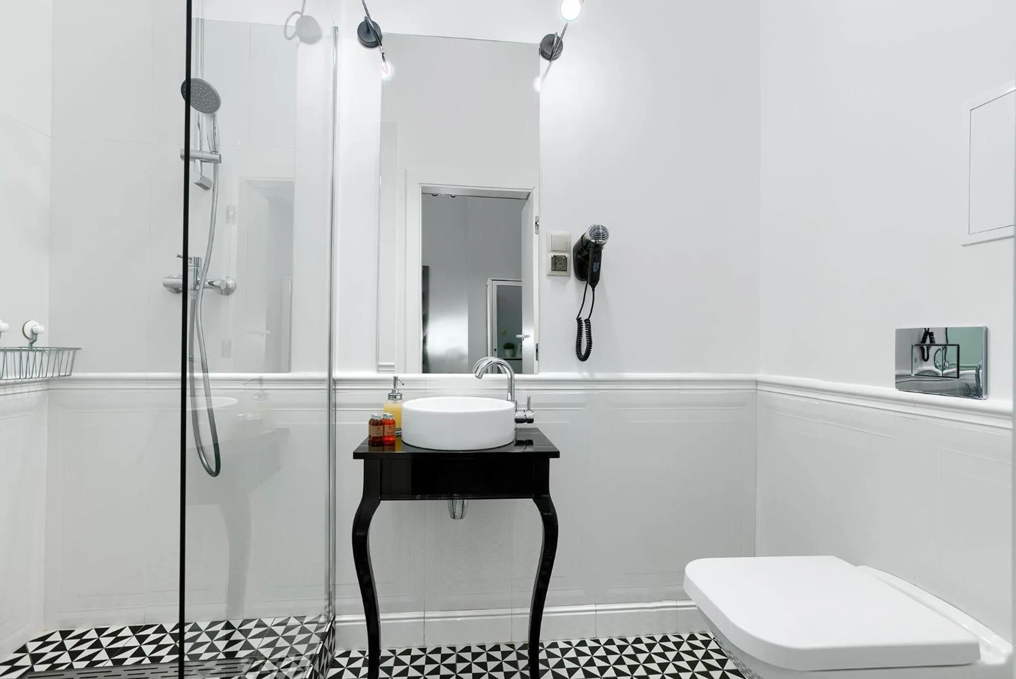 Shower in Aparthotel 1899 by Platinum