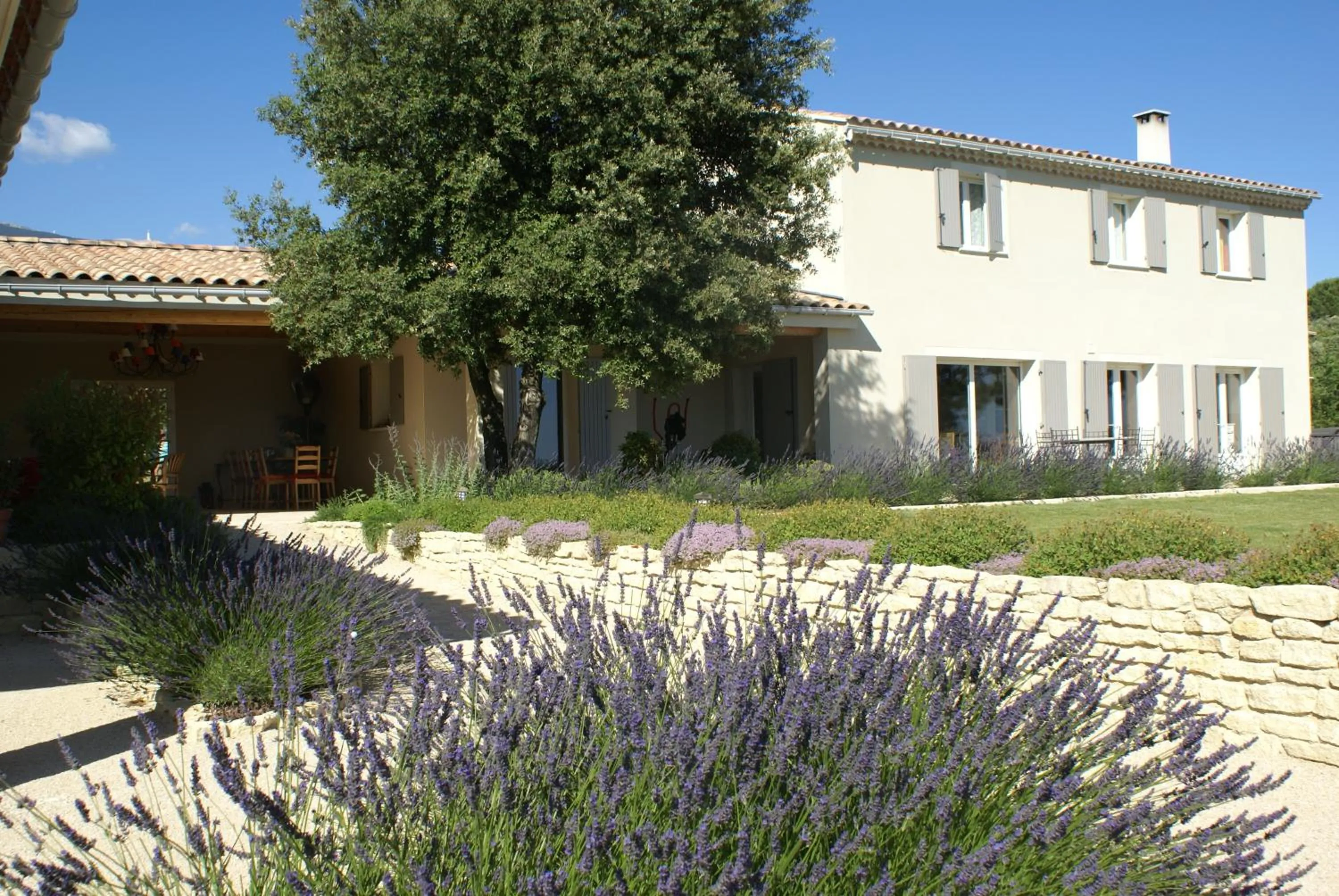 Facade/entrance in La Bastide au Ventoux