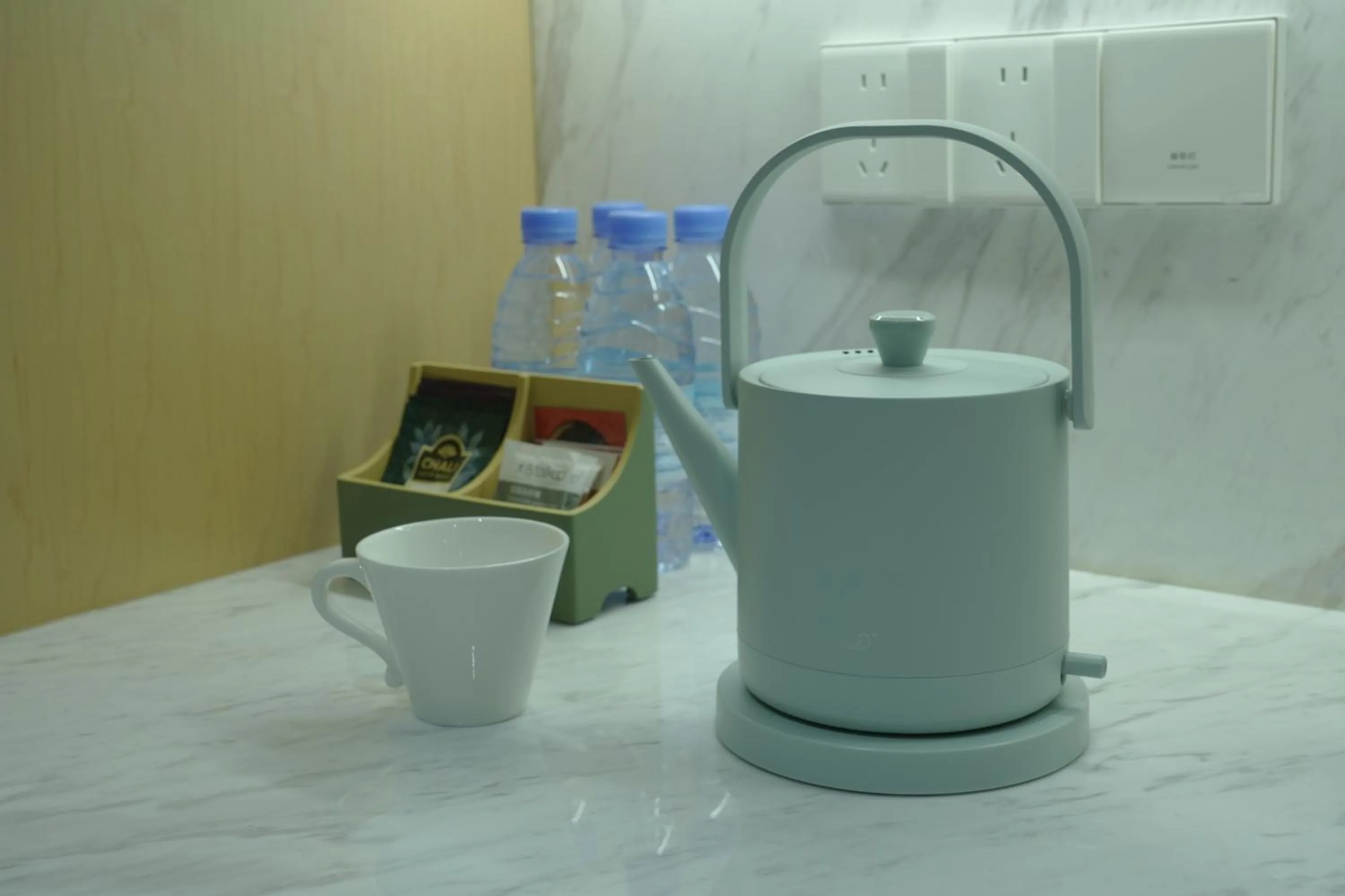 Coffee/tea facilities in Somerset Fengdong Xi'an