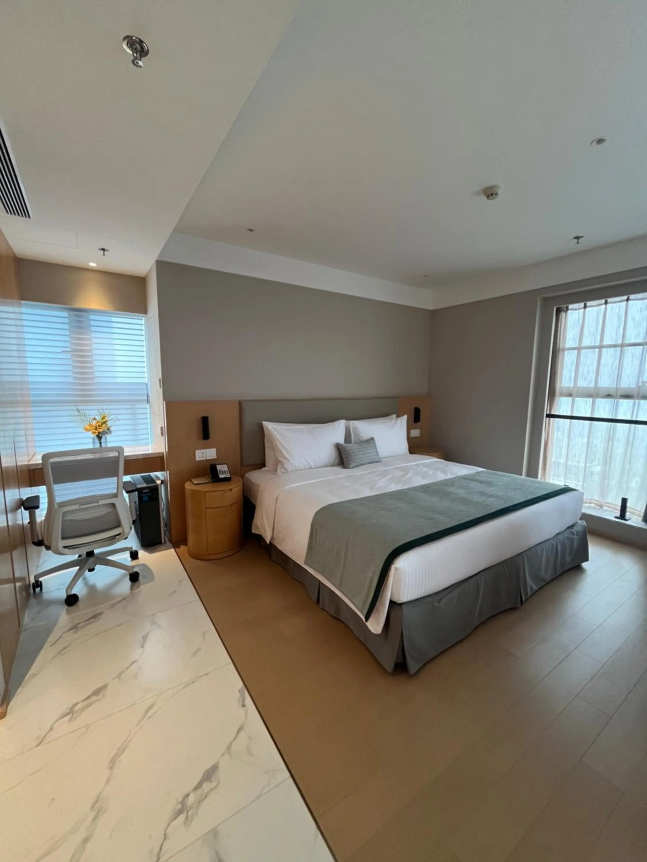 Bedroom in Somerset Fengdong Xi'an