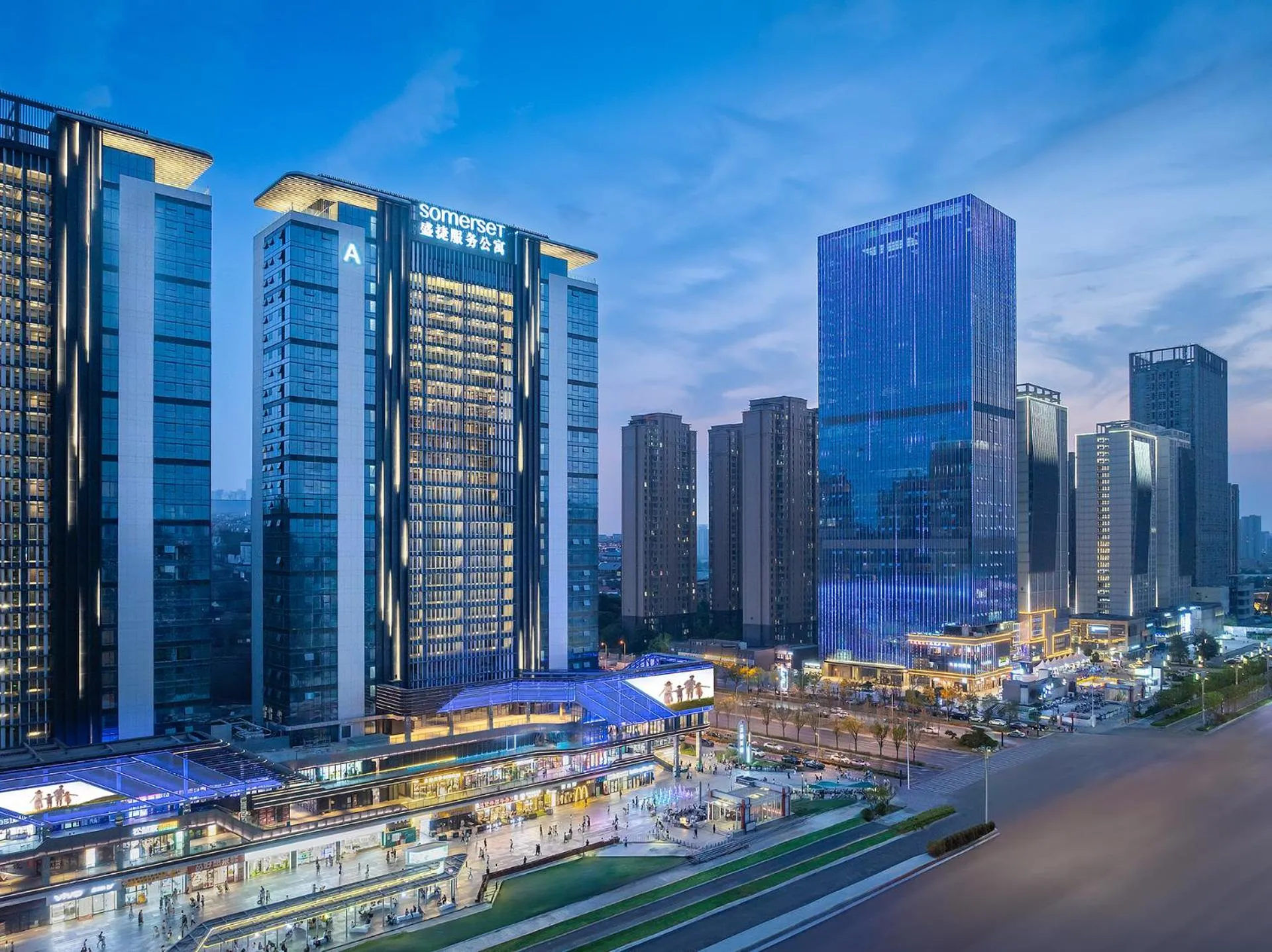 Property building in Somerset Fengdong Xi'an