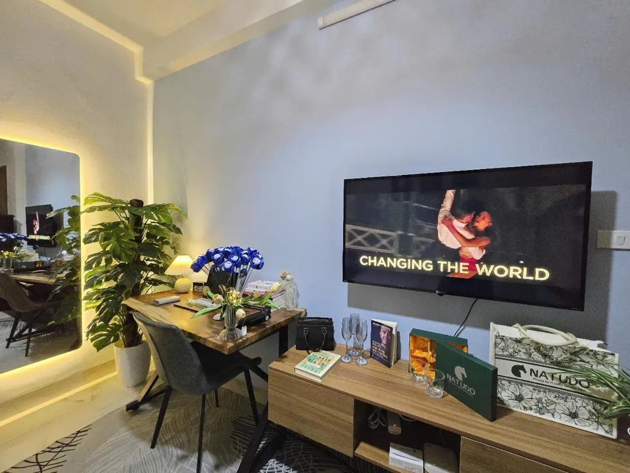 TV and multimedia in The Chilling'N Homestay Ha Noi 89