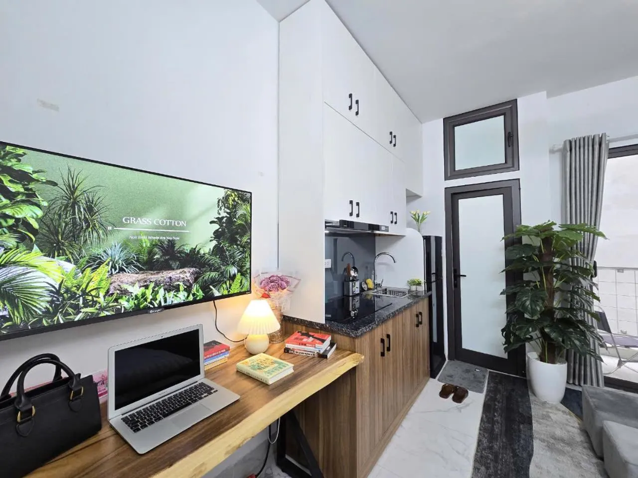 TV and multimedia in The Chilling'N Homestay Ha Noi 89