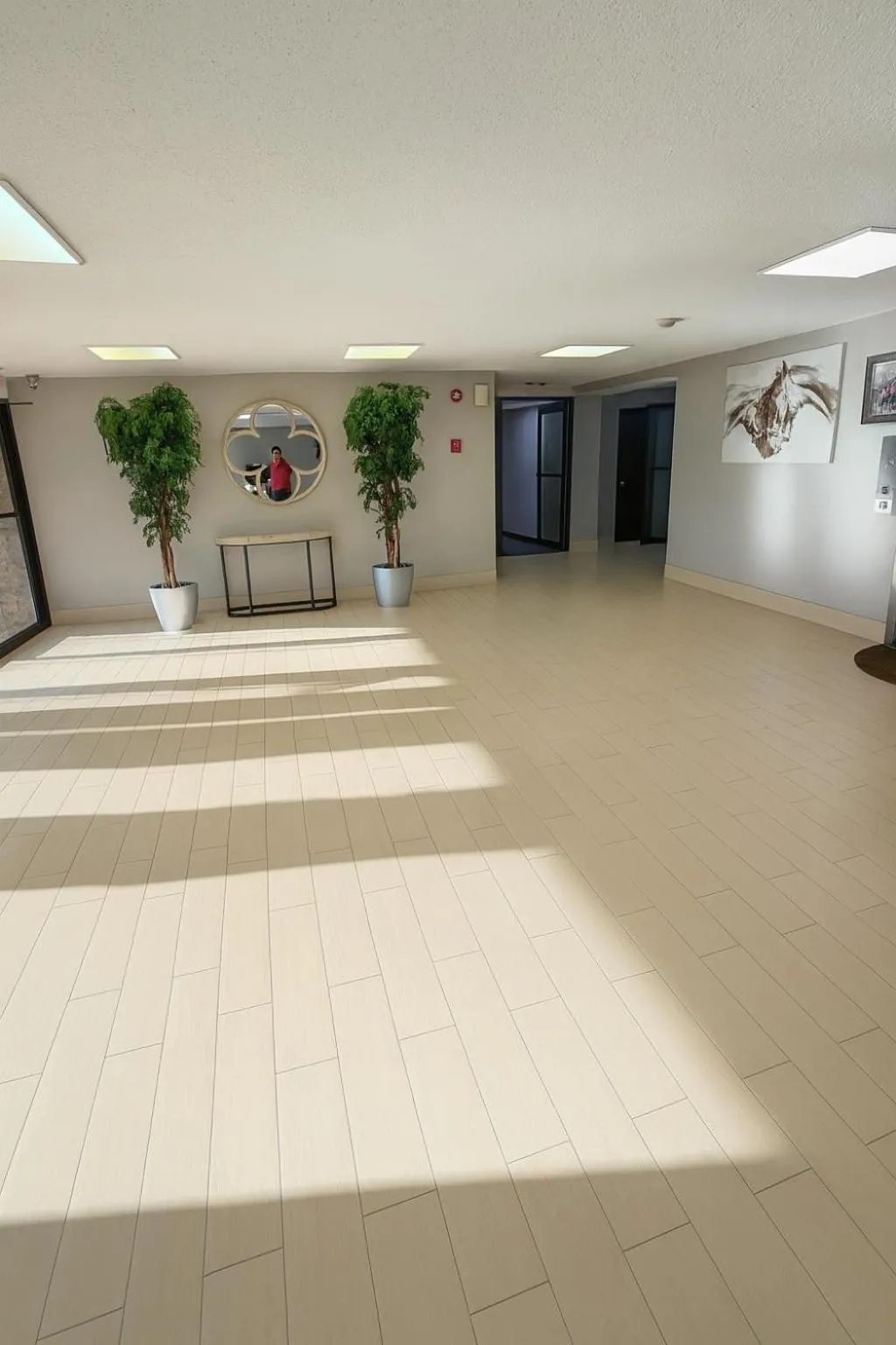 Lobby or reception in Floral Park Motor Lodge