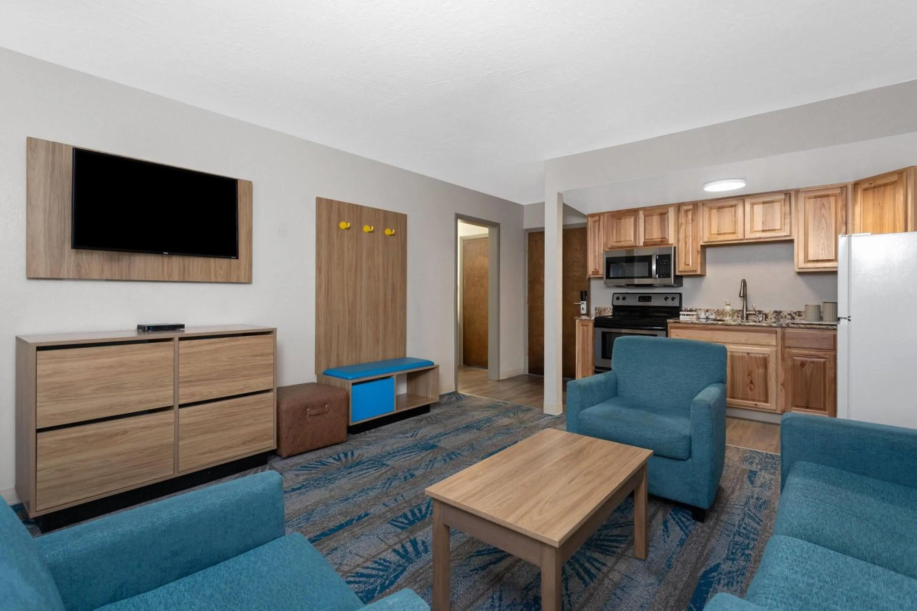 Photo of the whole room in Days Inn and Suites by Wyndham Downtown Missoula-University