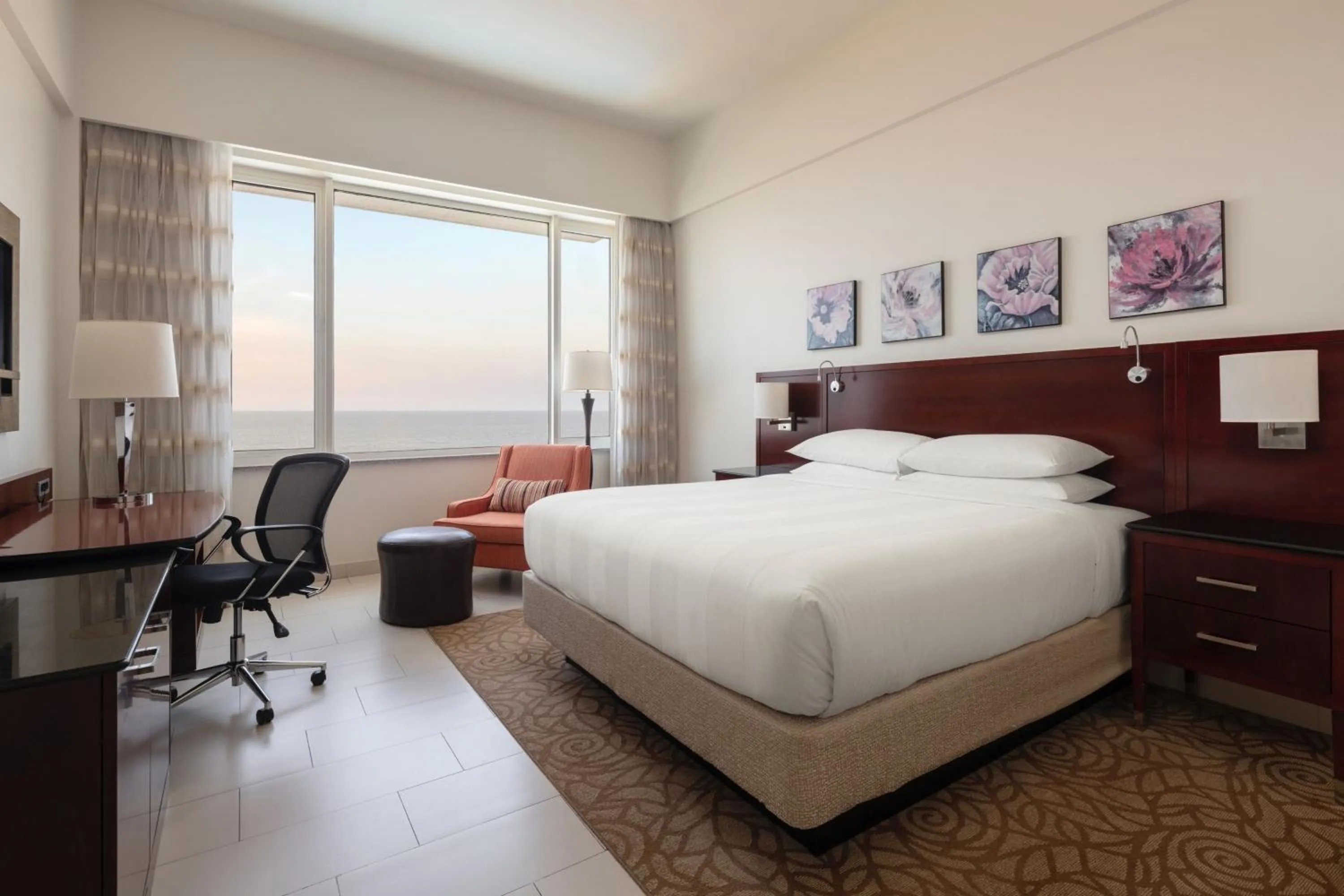 Photo of the whole room, Bed in Guyana Marriott Hotel Georgetown