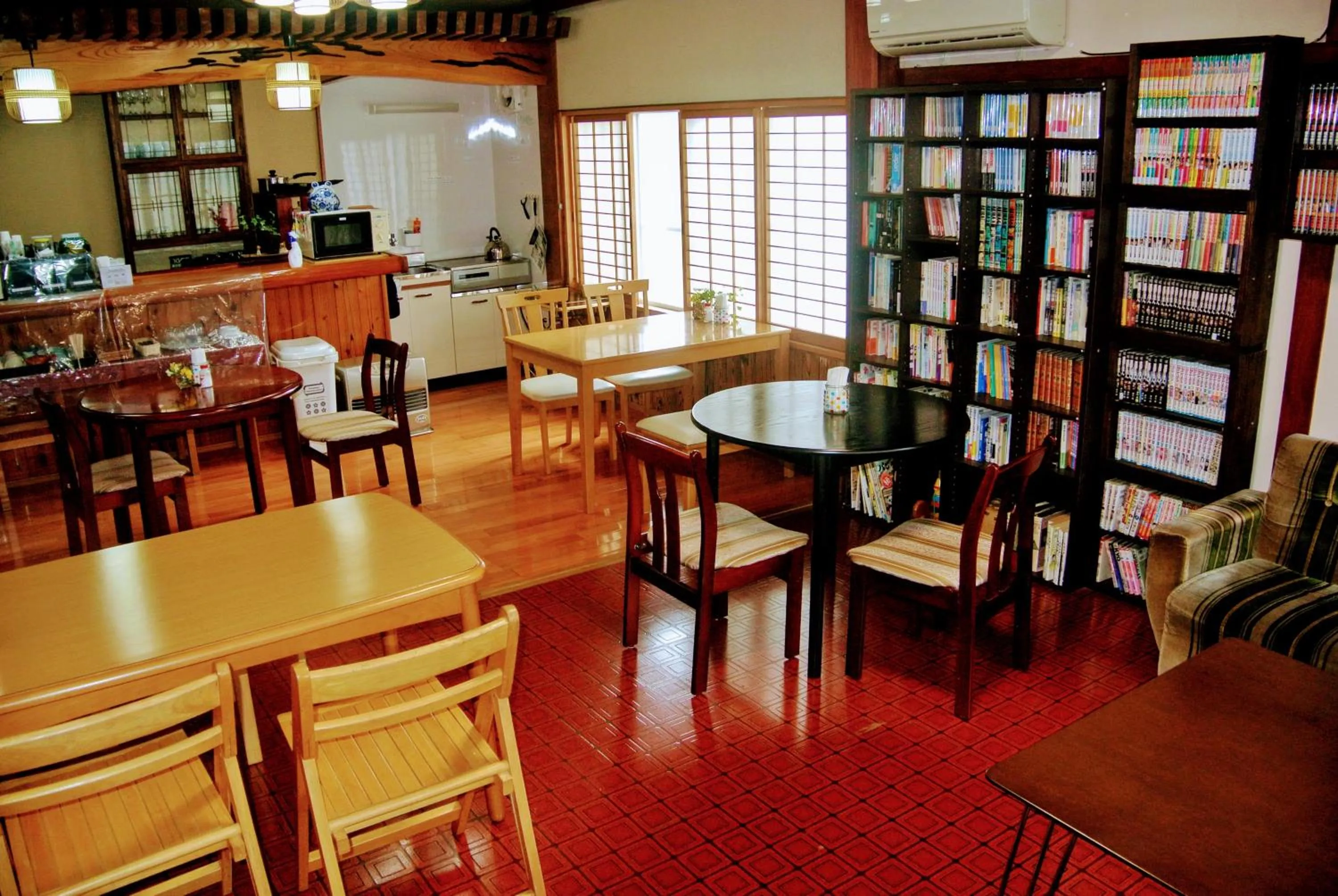 Communal lounge/ TV room in Takachiho B&B Ukigumo