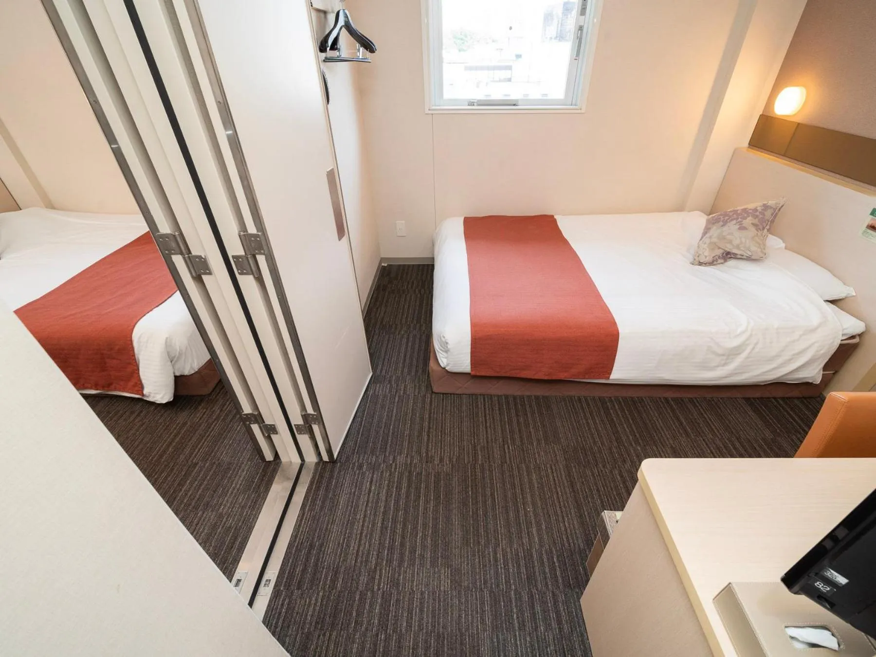 Bed in Super Hotel Premier Akasaka