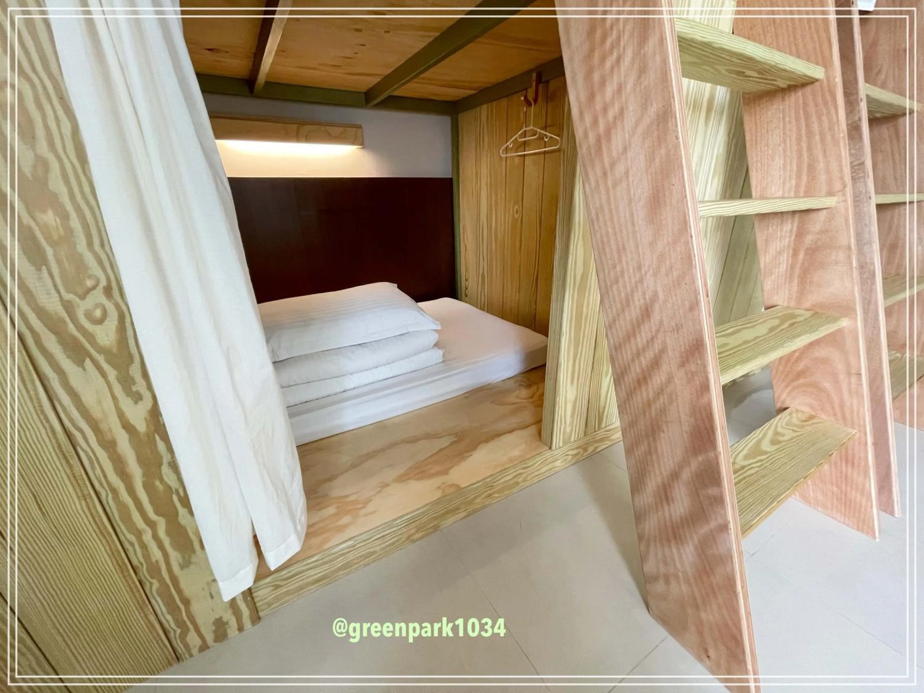bunk bed, Bed in Green Park Homestay