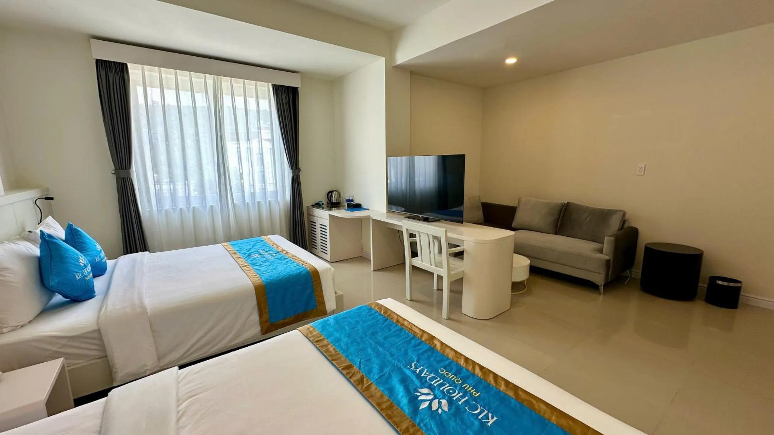Bedroom, Bed in KLC Holidays Phu Quoc Hotel