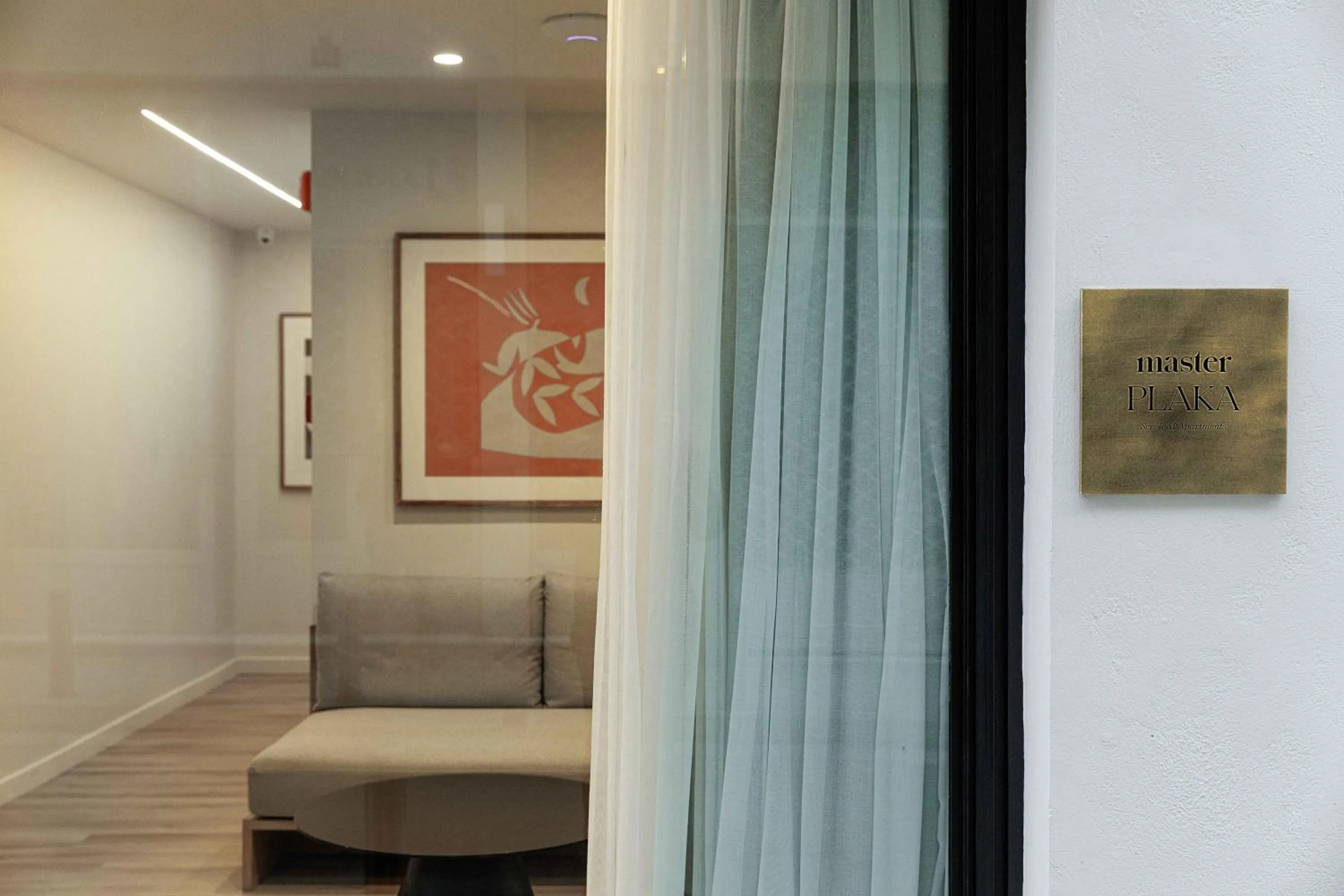 Facade/entrance in master Plaka