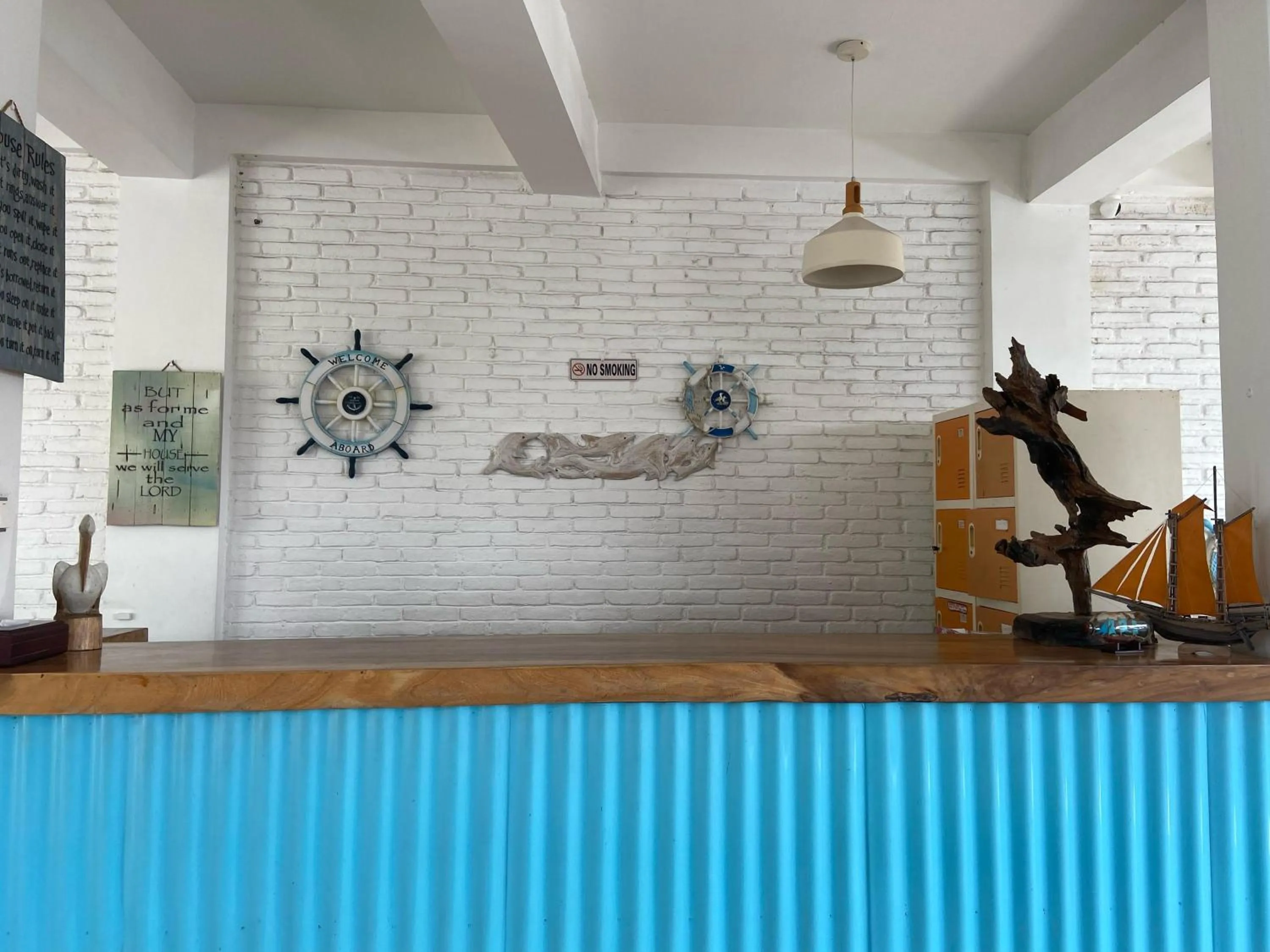 Lobby or reception in Paras Paros Marina Lodge