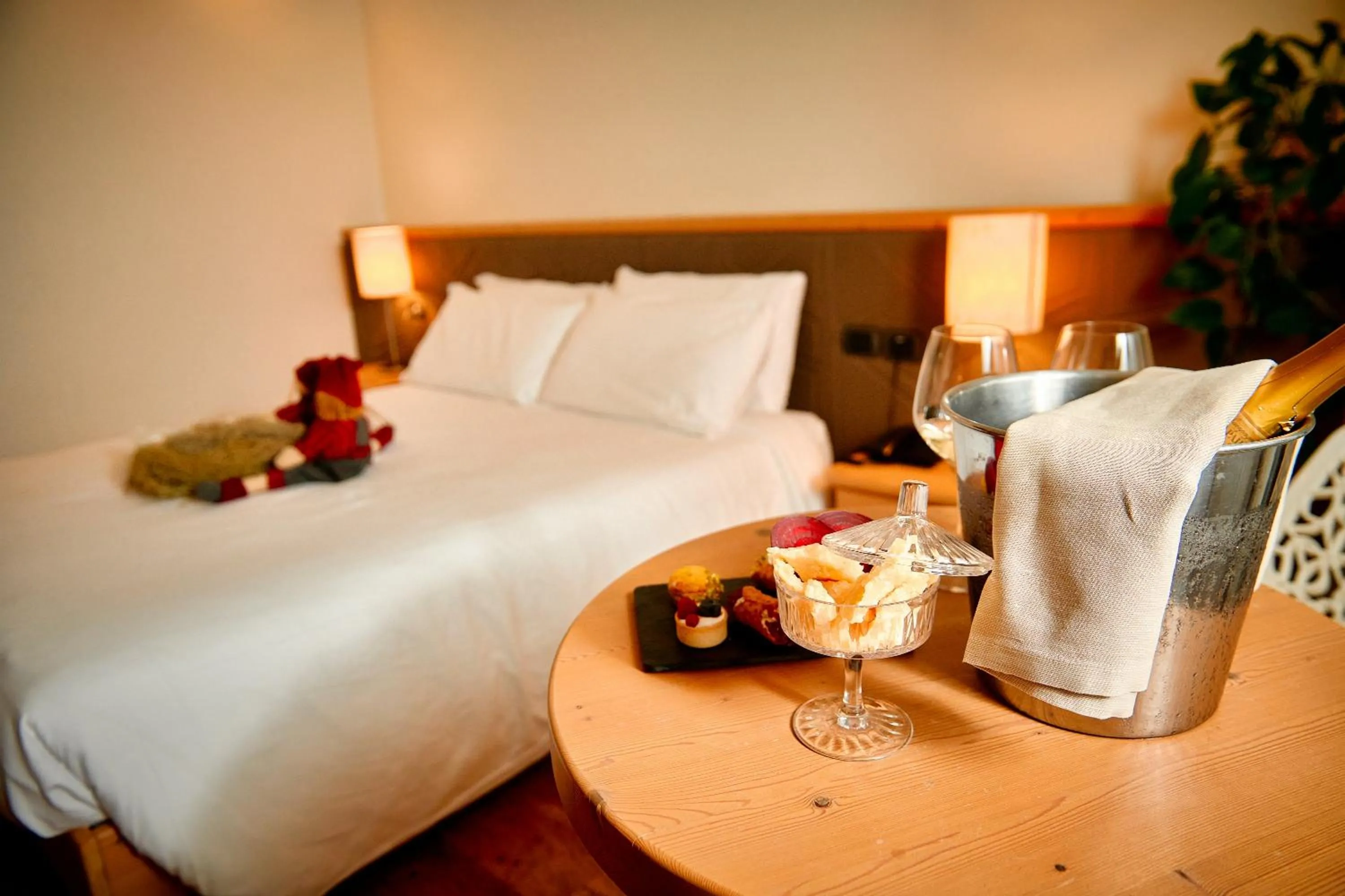 Bedroom, Bed in Ai Cadelach Hotel Giulia