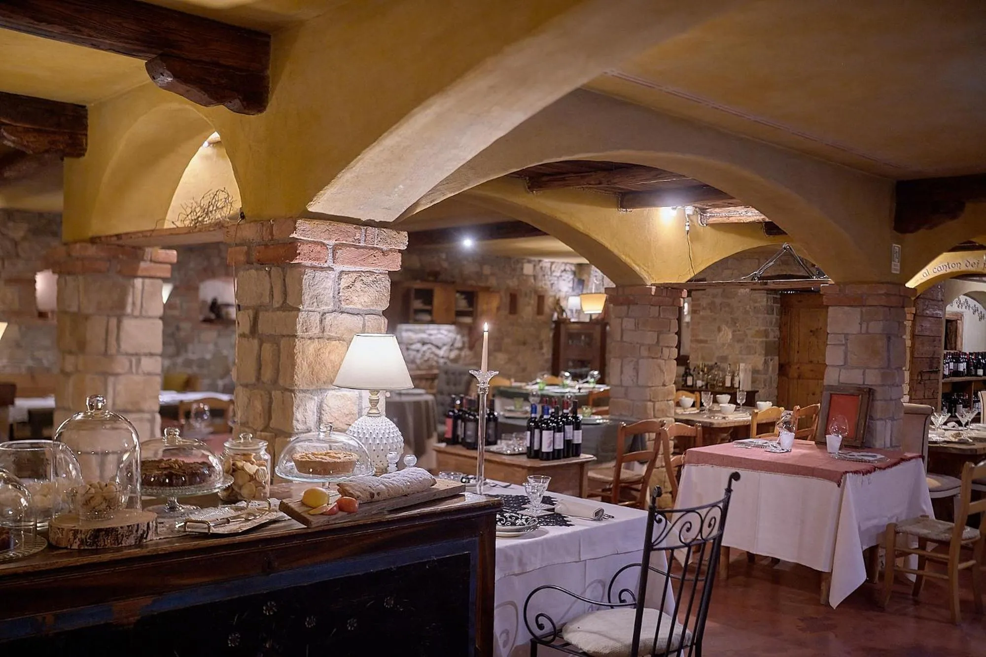 Restaurant/places to eat in Ai Cadelach Hotel Giulia