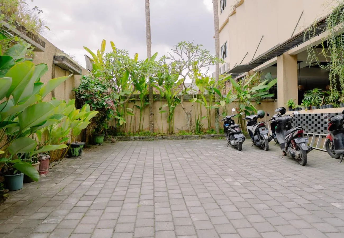 Parking in Dante Guesthouse